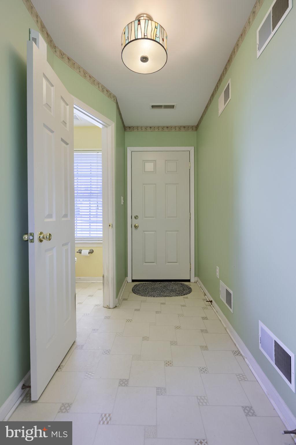 QUAIL HOLLOW - Residential