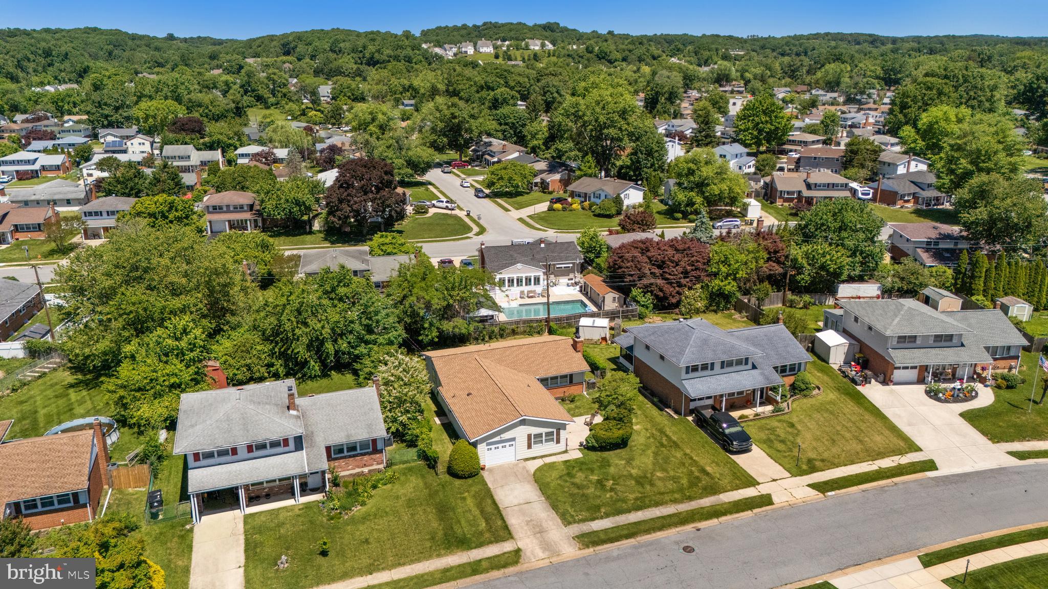 MEADOWOOD - Residential