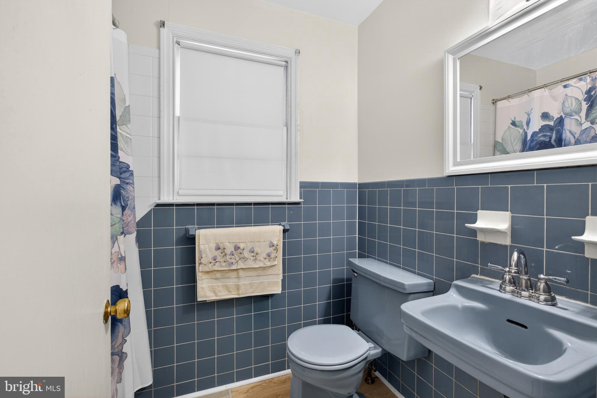 MEADOWOOD - Residential