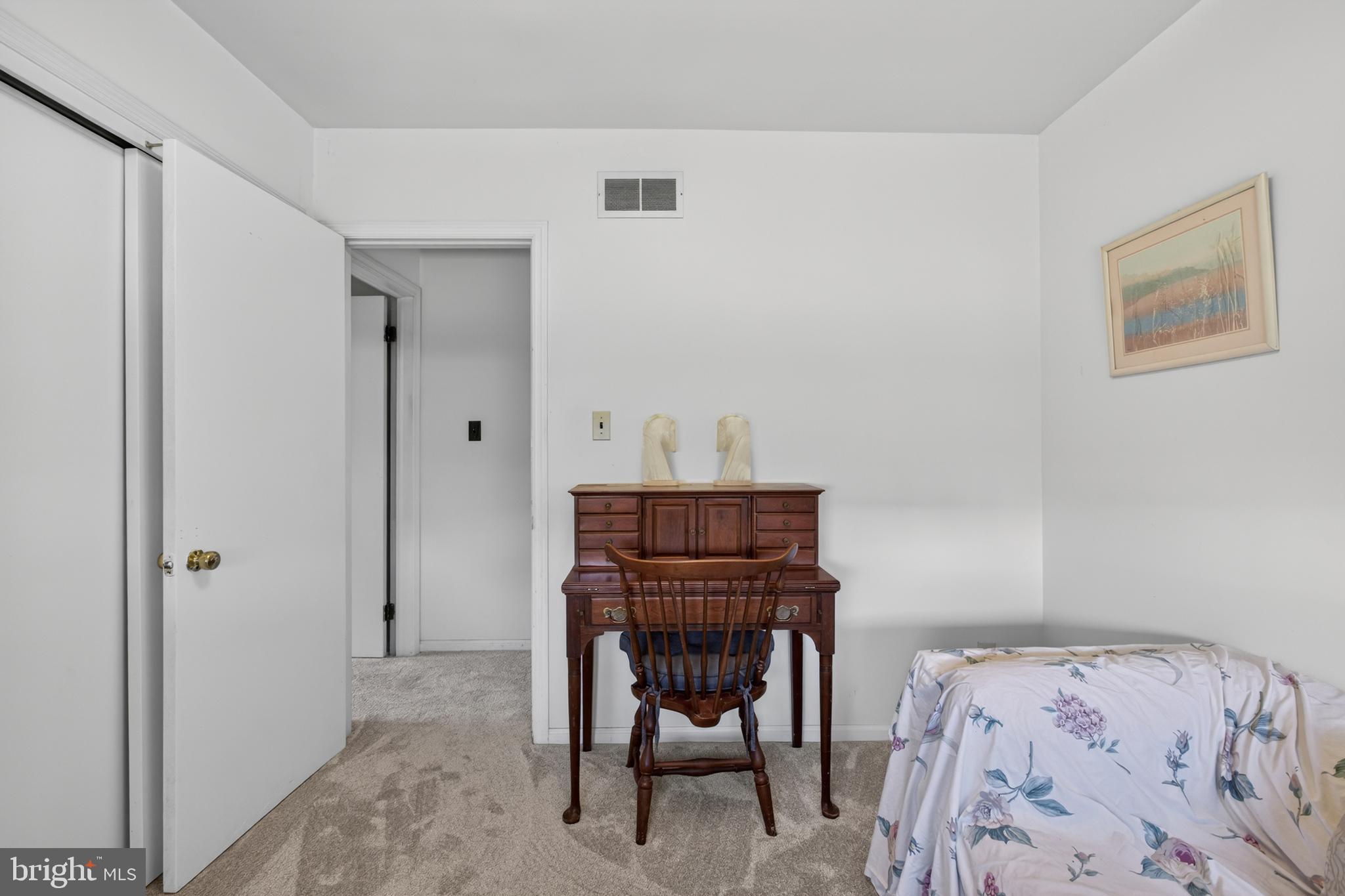 MEADOWOOD - Residential