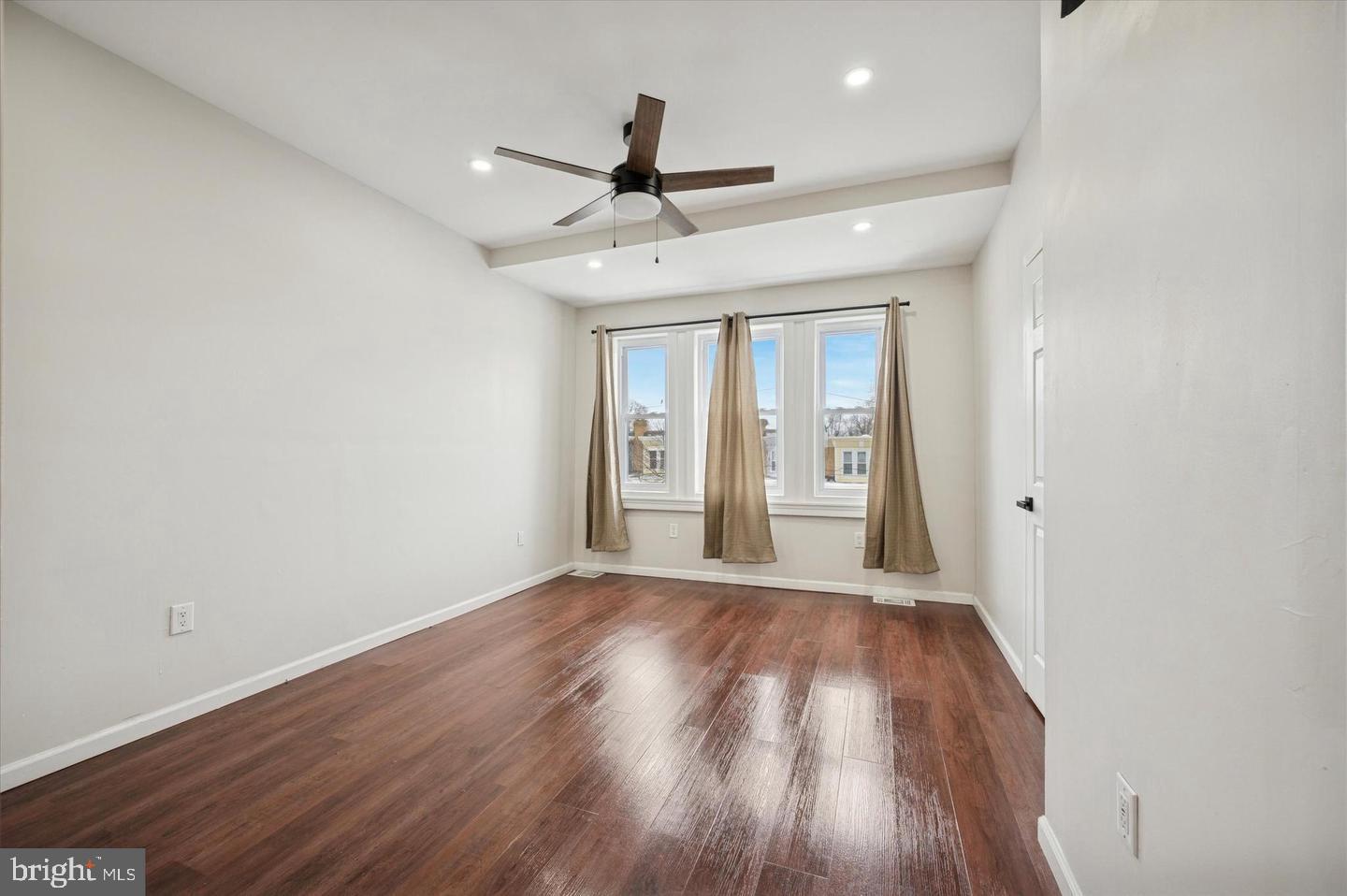 OLNEY - Residential