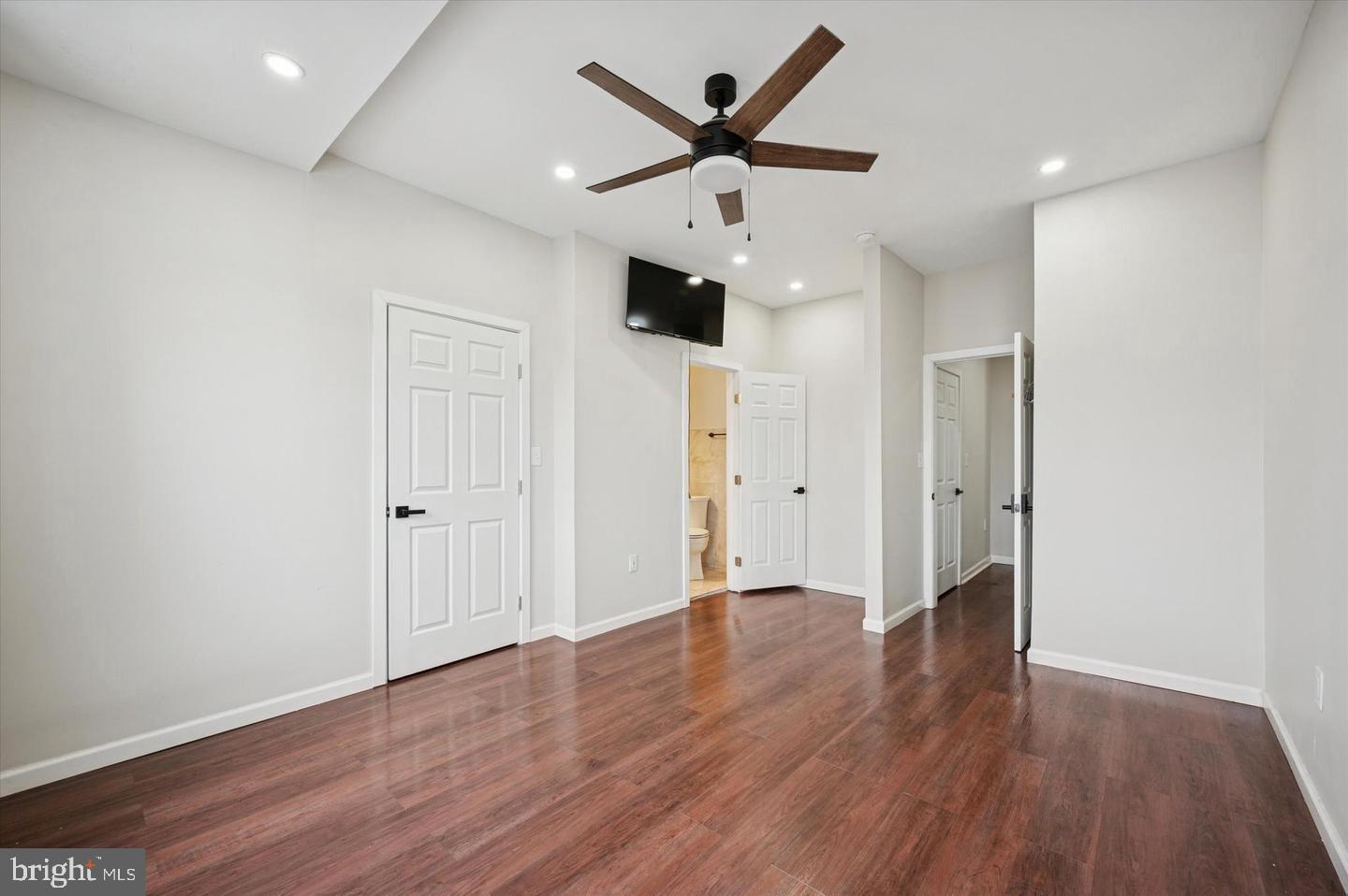 OLNEY - Residential