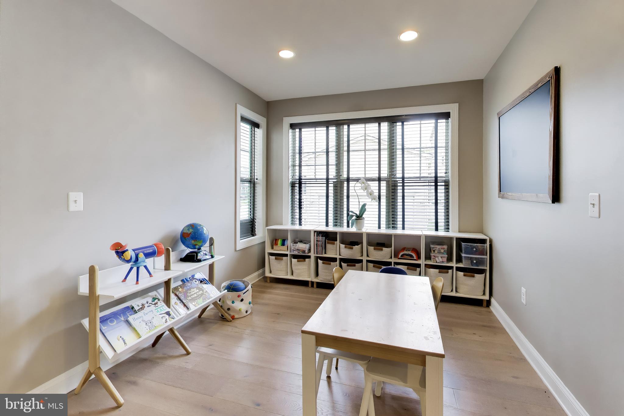 POPLAR RUN - Residential