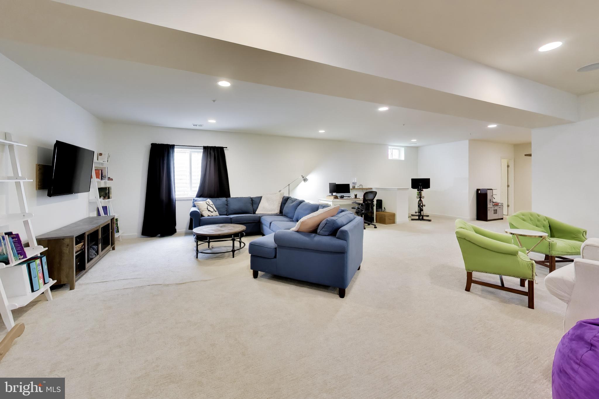 POPLAR RUN - Residential