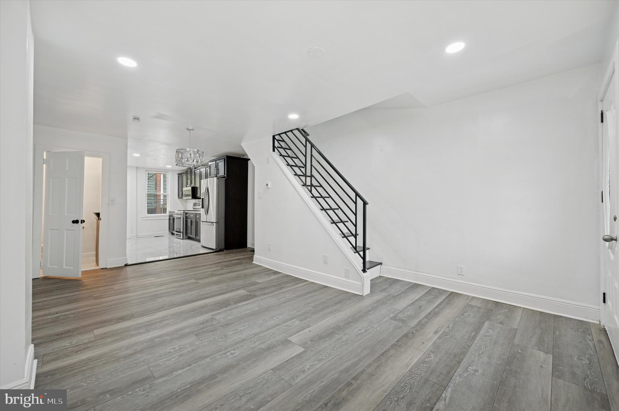 GERMANTOWN (EAST) - Residential