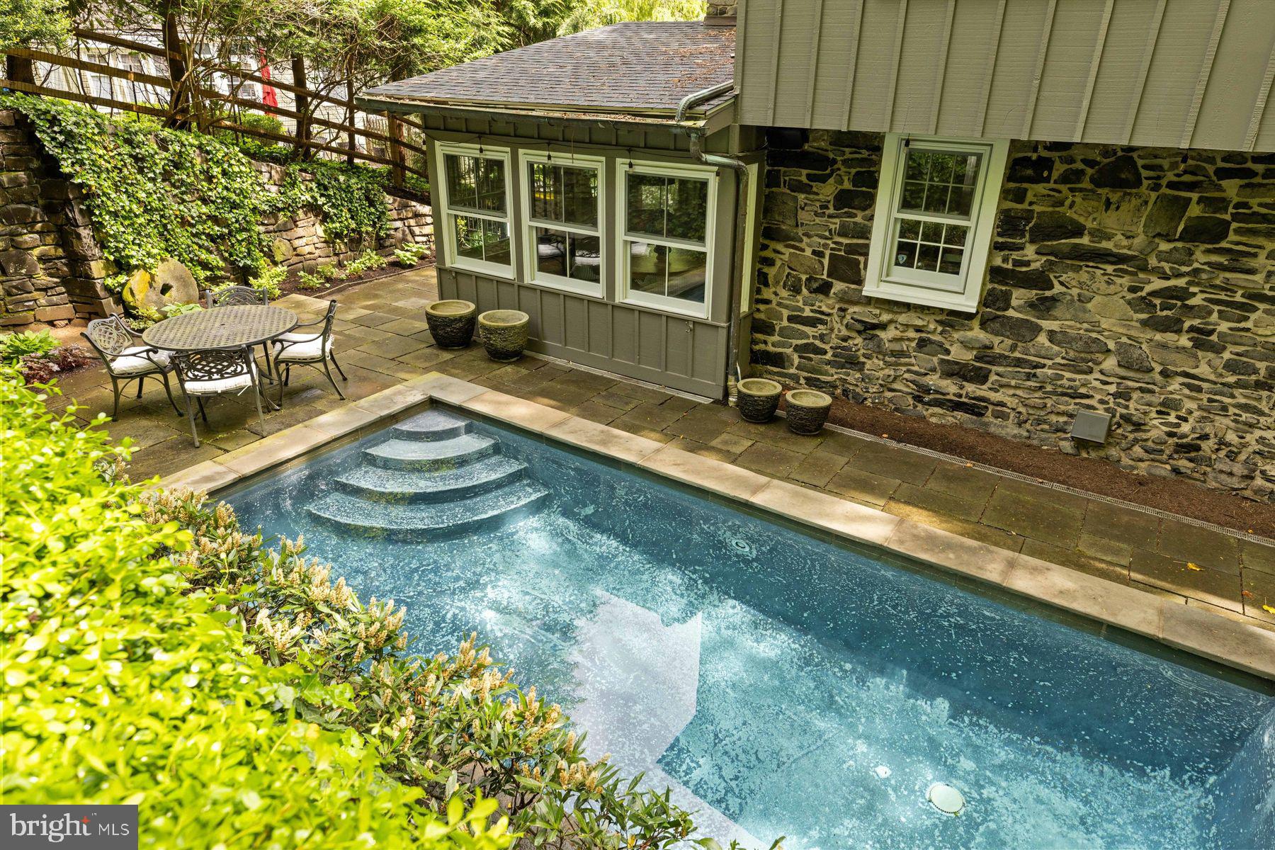 000 - Residential