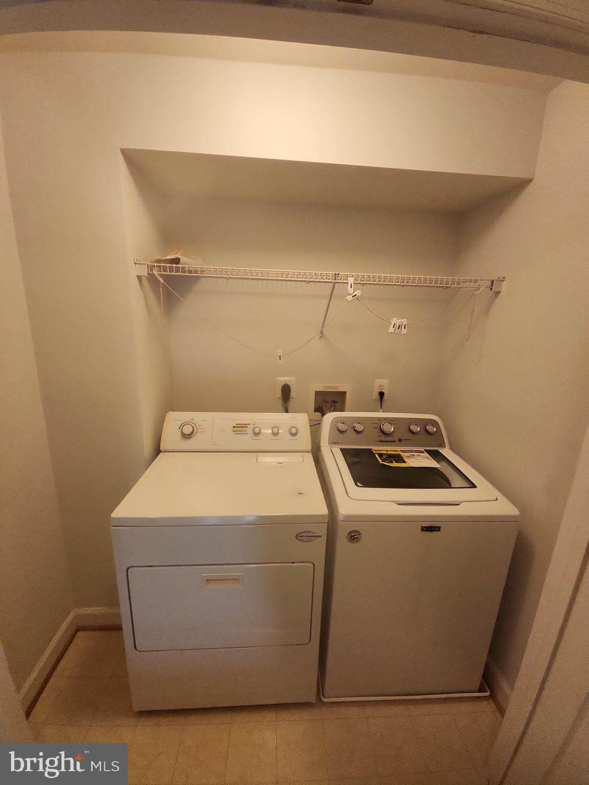 COPPERMINE CROSSING - Residential Lease