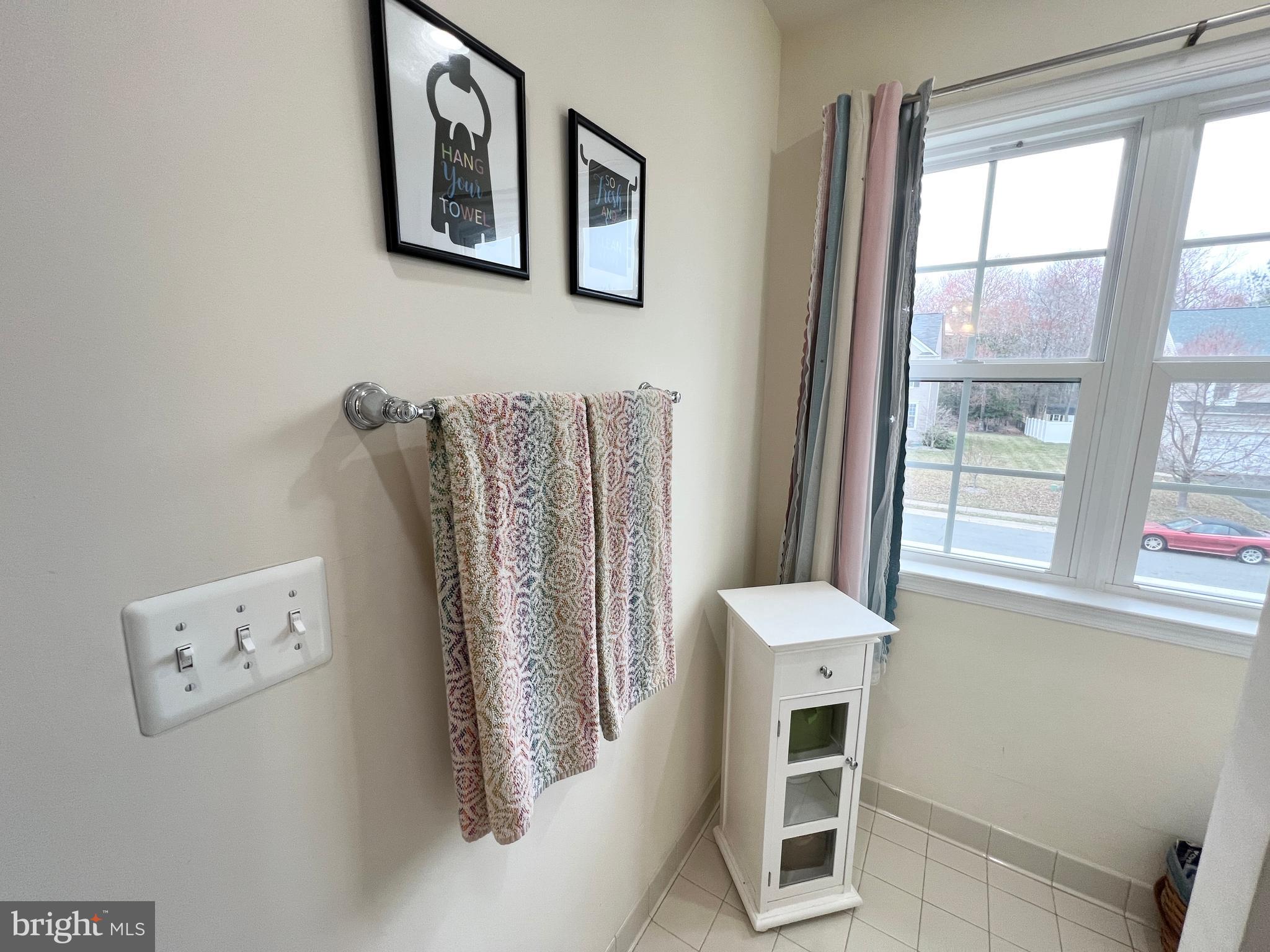 CHATHAM  VILLAGE - Residential