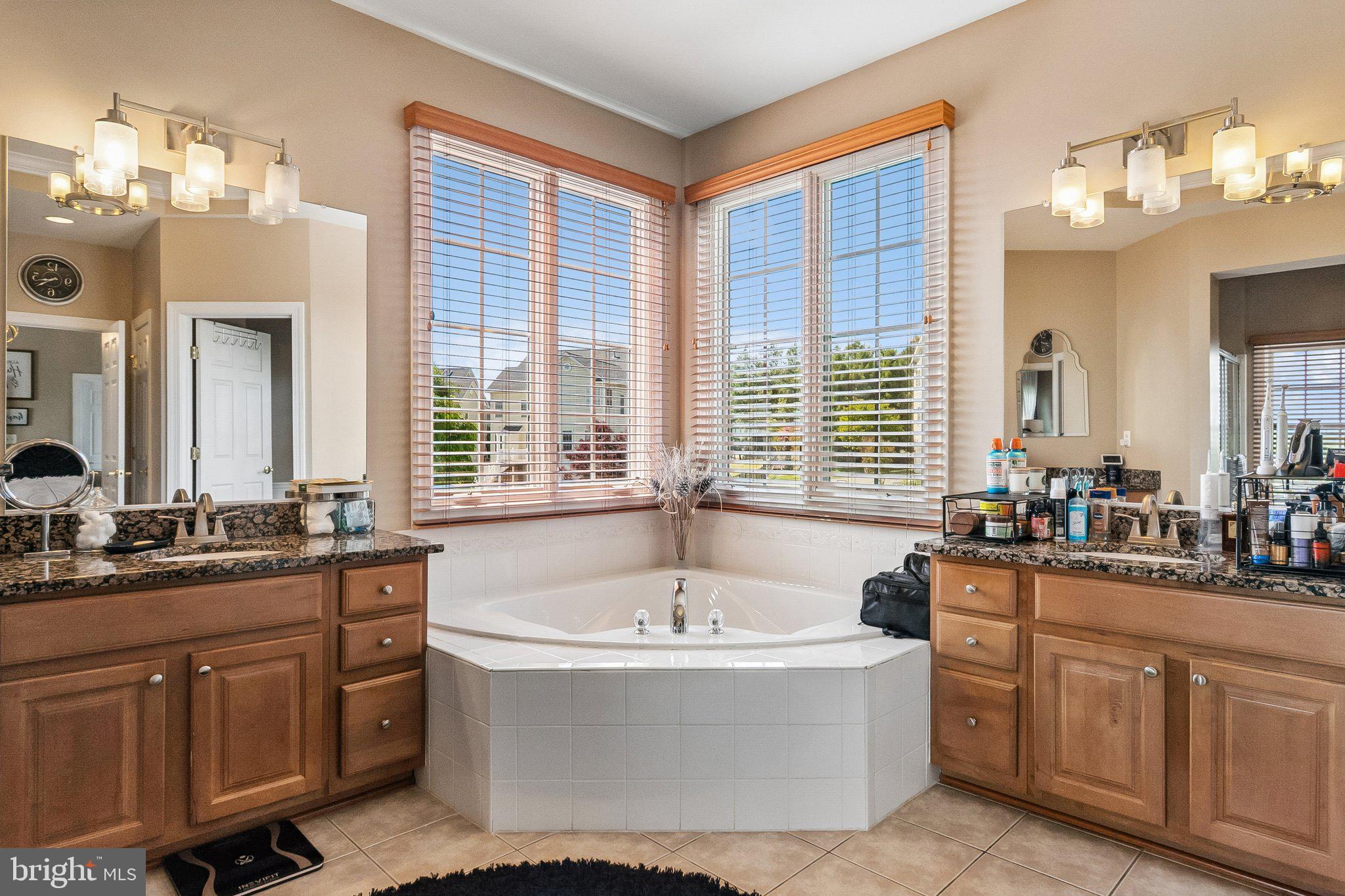 PORT POTOMAC - Residential
