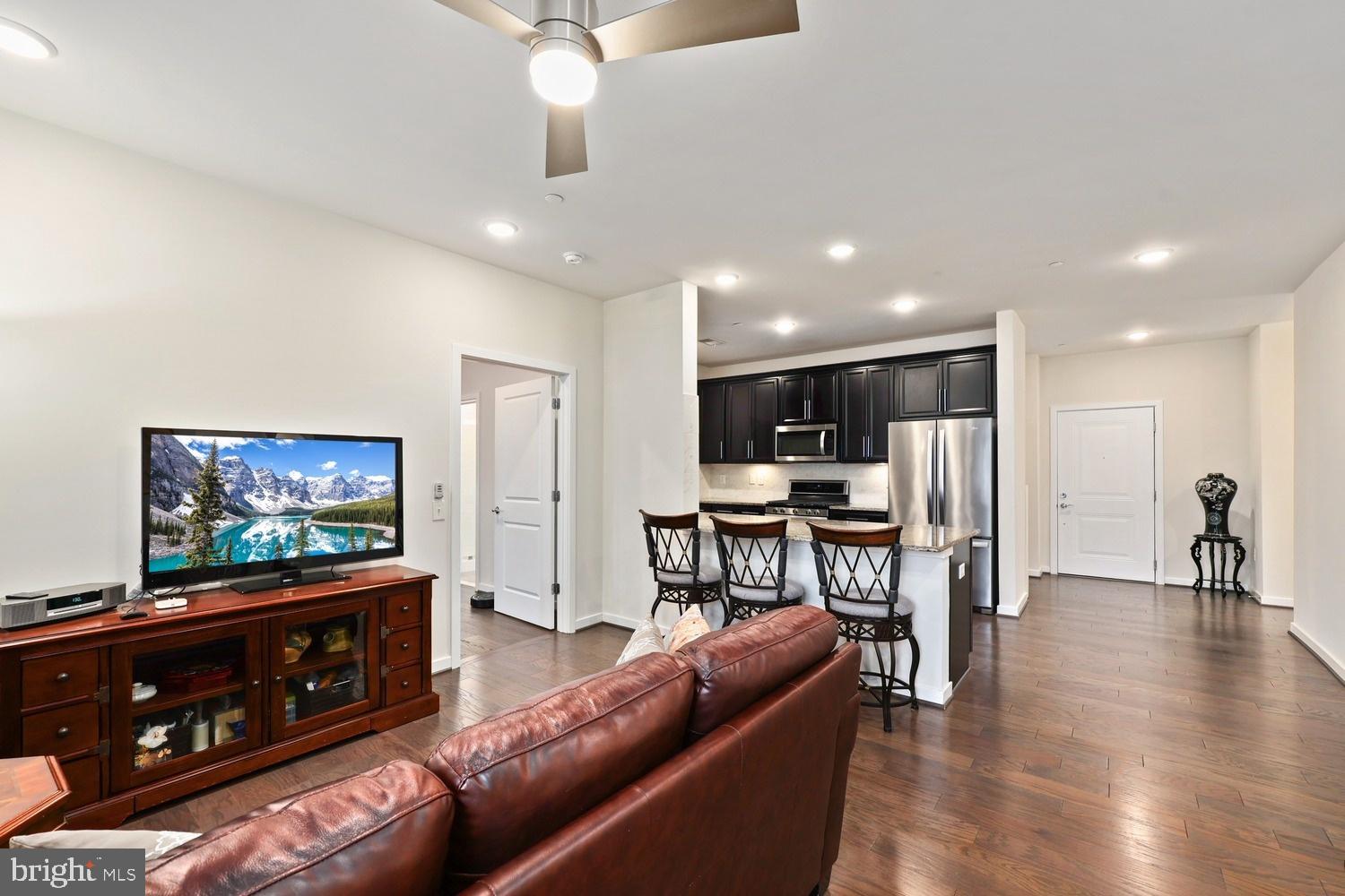 MOUNT VINEYARD - Residential Lease