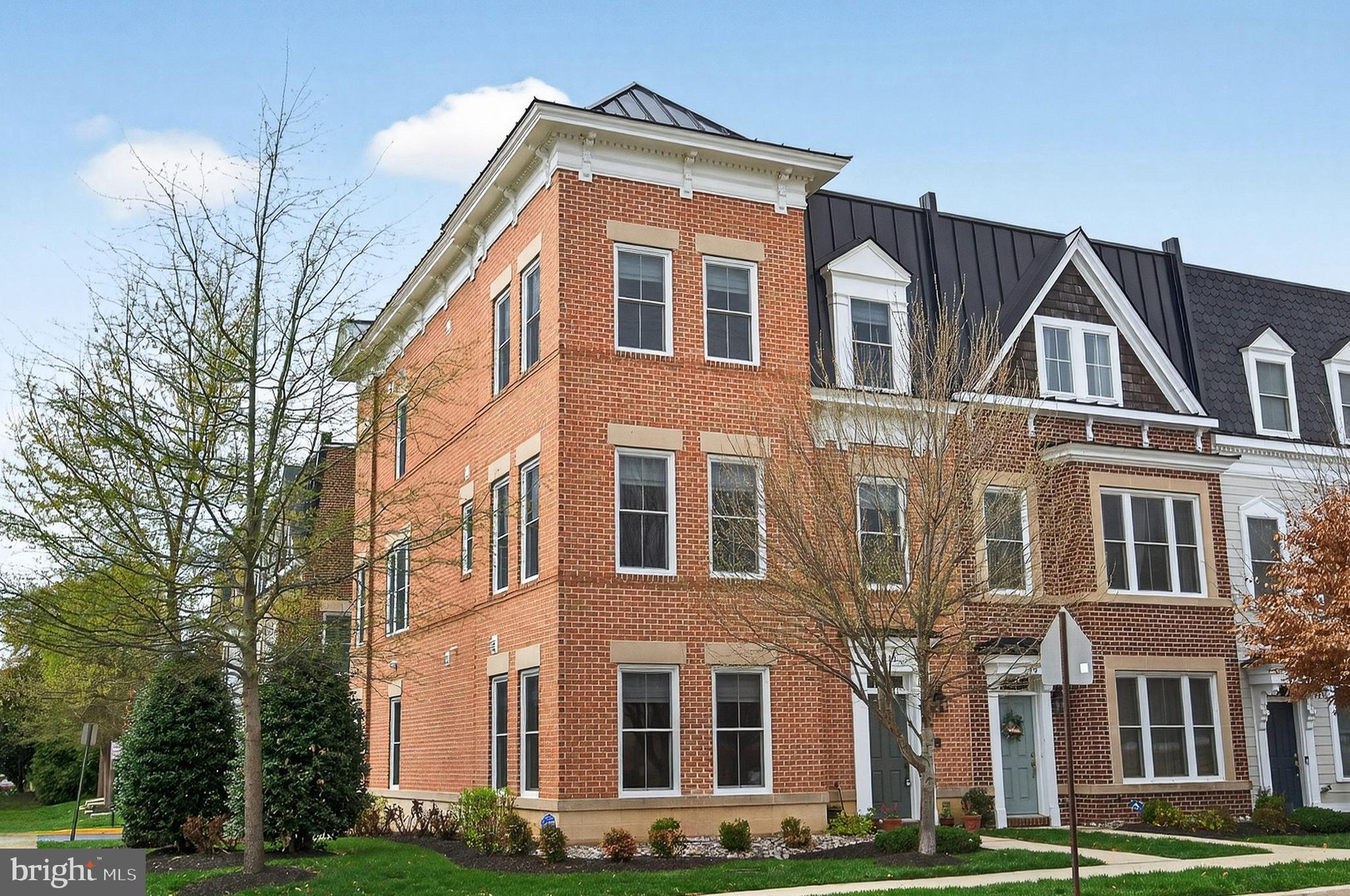 Luxury, location, lifestyle--it's all here in this exceptional elevator-equipped end unit townhome!  Urban meets Suburban in this prime Town of Vienna location.  Truly a property that is "Better than New."  Cadence on Center is an enclave of 17 luxury townhomes--and 151 Center Street S is one of only two of the largest end units designed to have its own estate elevator.   Living in this  coveted Downtown community puts you in the middle of all that makes Vienna special with its town charm and big city access.  Enjoy the convenience of destination dining, shops, grocers, the Farmer's Market and much more--all within a half mile or less from your doorstep.  Tysons Corner business district and shopping centers, Dulles International Airport and Washington DC are short commutes with nearby main and secondary roads.
This townhome lives like a detached property, offering 9' ceilings on all levels, open transitional spaces for living and entertaining well on an intimate and large scale alike.  The entry level multi-puprpose room and full bath add property versatility, open gathering rooms and a gourmet kitchen enjoy panoramic views from three walls of windows.  Over $150,000.00 in upgrades include engineered hardwood floors and oak stair cases on all levels;  36" stainless steel professional dual fuel stove and professional hood, upgraded kitchen cabinetry and granite counters;  lighting, crown molding; roof top terrace with Massaranduba wood desking and gas fireplace; natural gas lines for grilling on the Kitchen balcony and roof top terrace, and many more quality features.  This is more than a home:  it's a lifestyle you will fall in love with.  Please visit this gem,  you'll want to stay!

NOTE:  "Cadence on Center is intended to be an owner-occupied neighborhood:  any rentals subsequent to purchase must be Board-approved.  Domestic pets, e.g., dogs, cats, caged birds, are permitted:  more than one pet requires Board approval.  

Please use street parking when visiting.