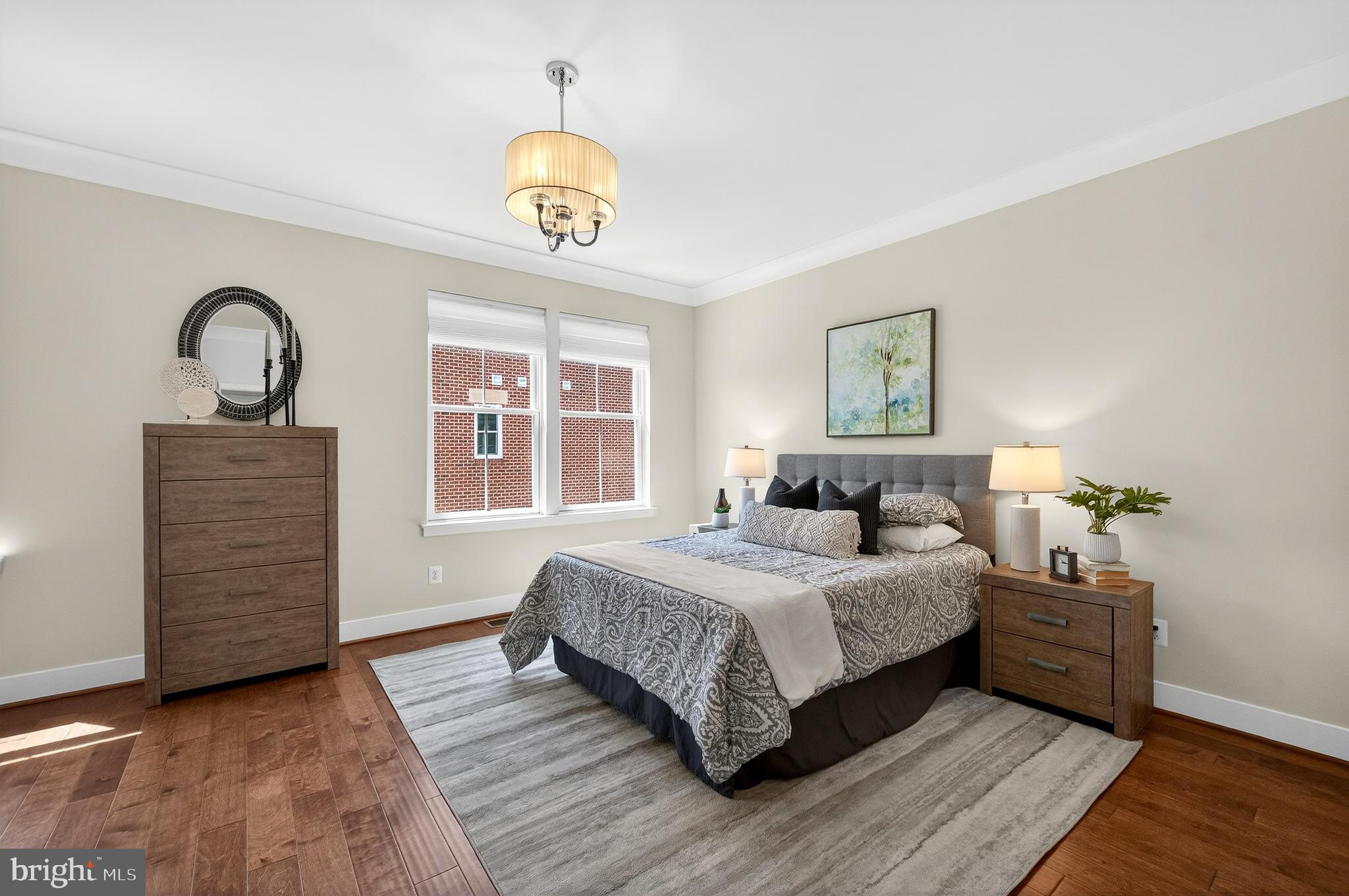 CADENCE ON CENTER - Residential