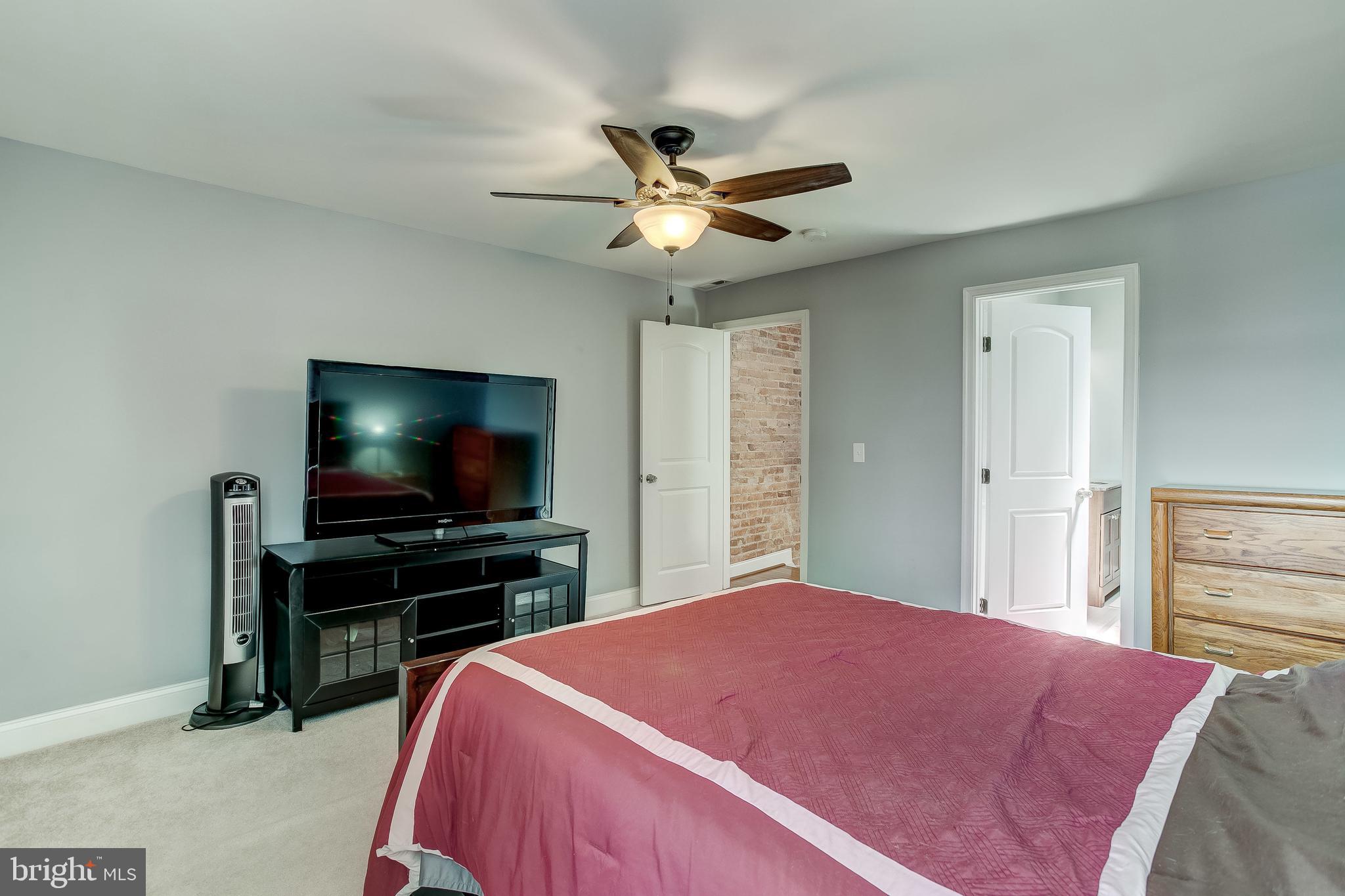 HIGHLANDTOWN - Residential