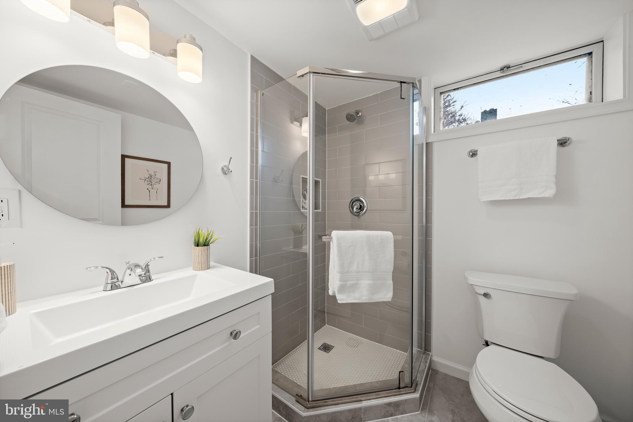 HILLWOOD - Residential