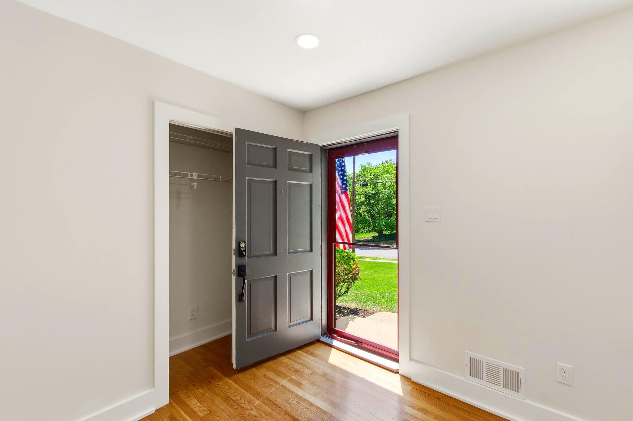 WEST SPRINGFIELD - Residential