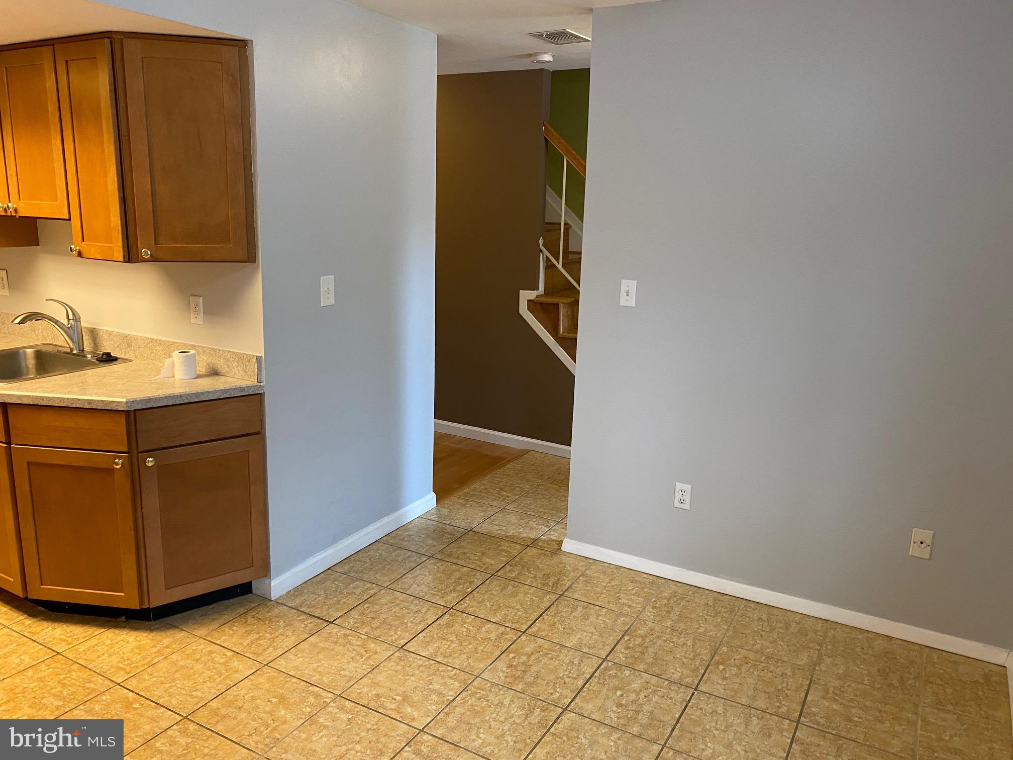 FOREST WALK - Residential Lease