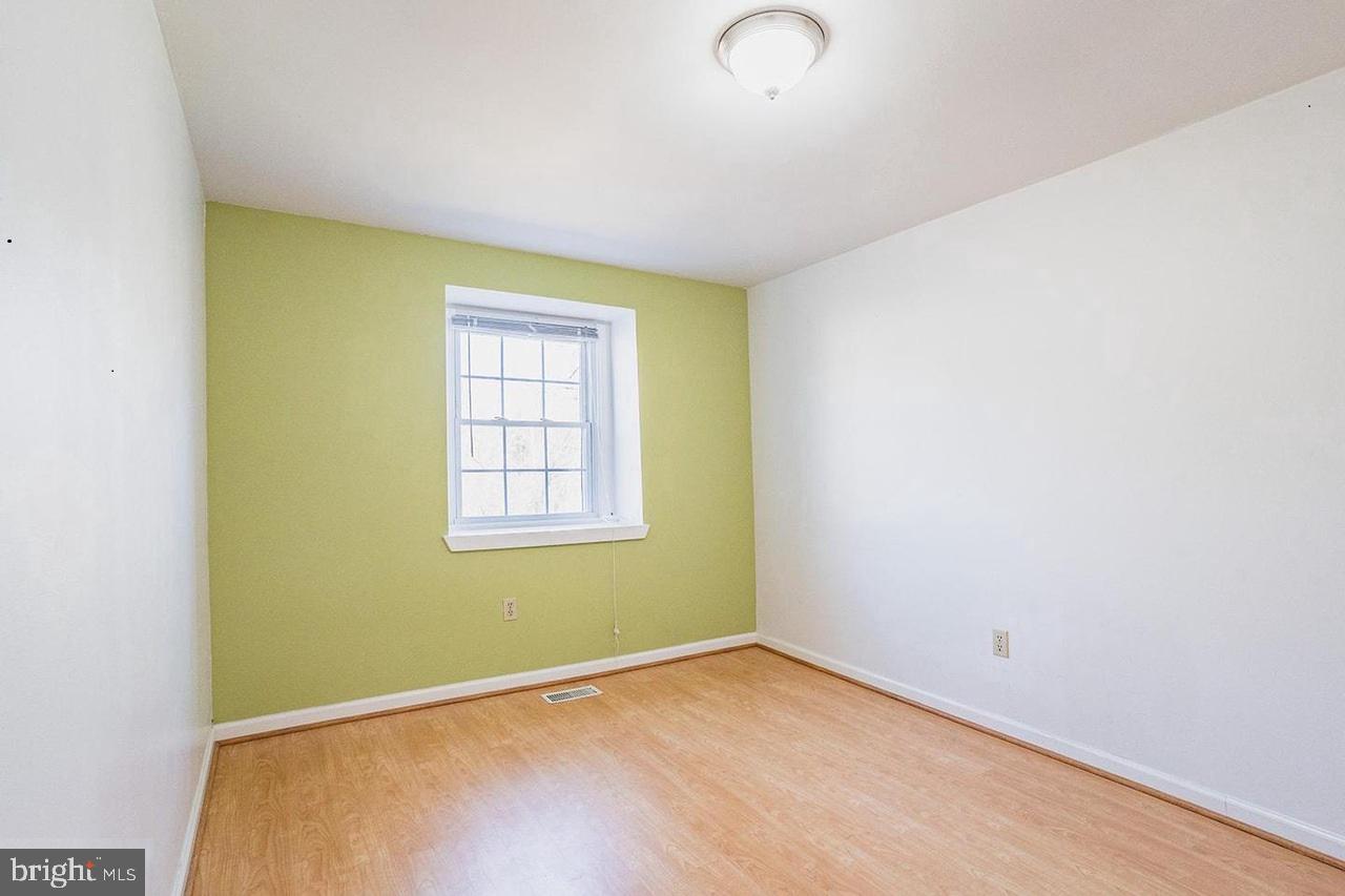 FOREST WALK - Residential Lease