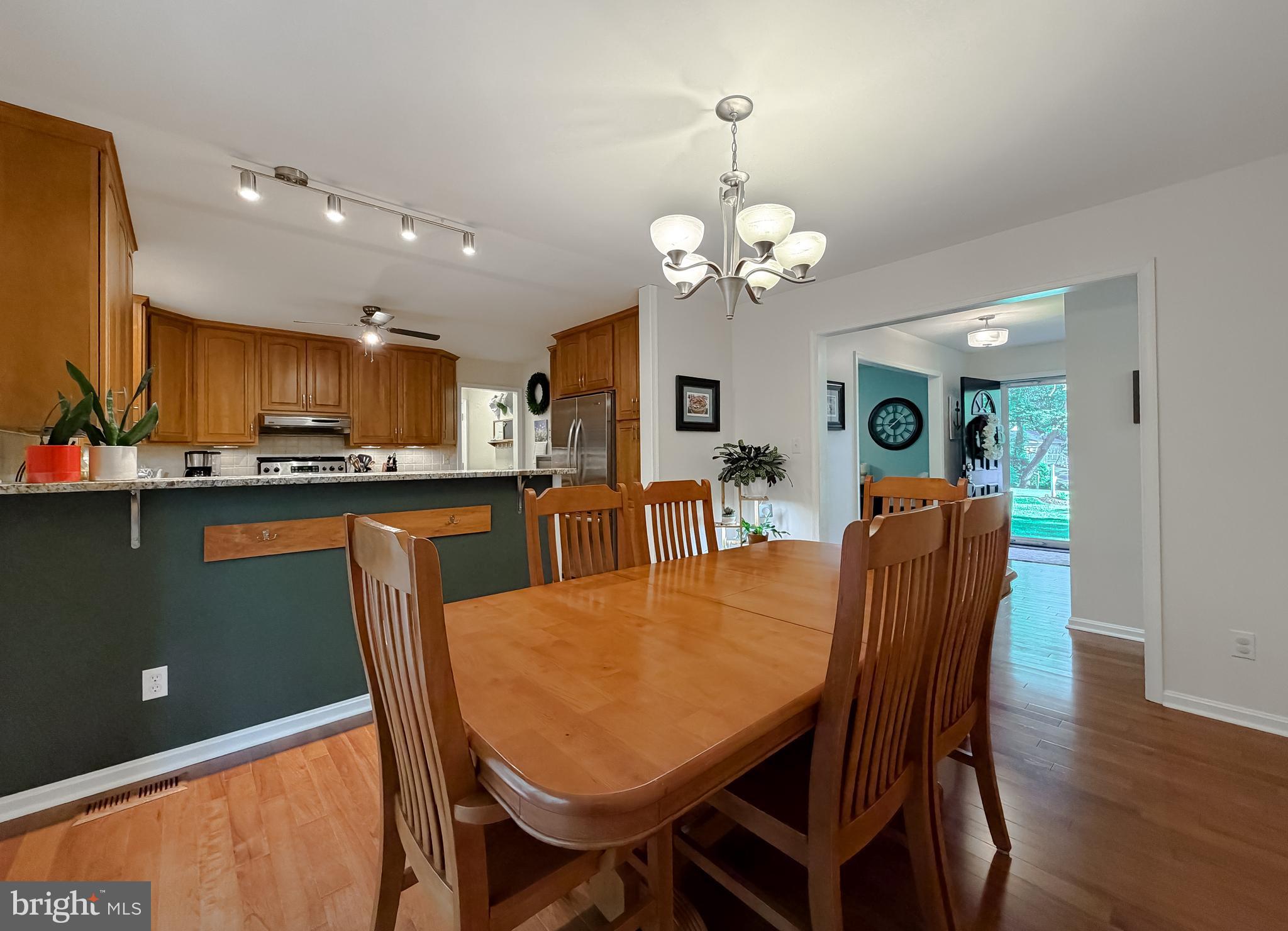ESPERANZA FARMS - Residential