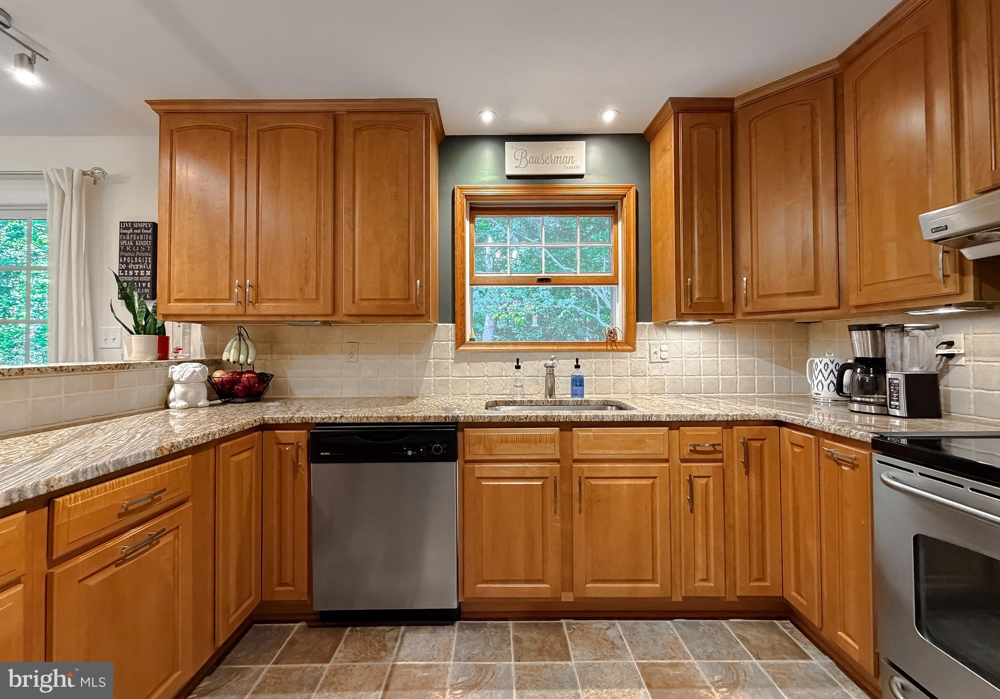 ESPERANZA FARMS - Residential
