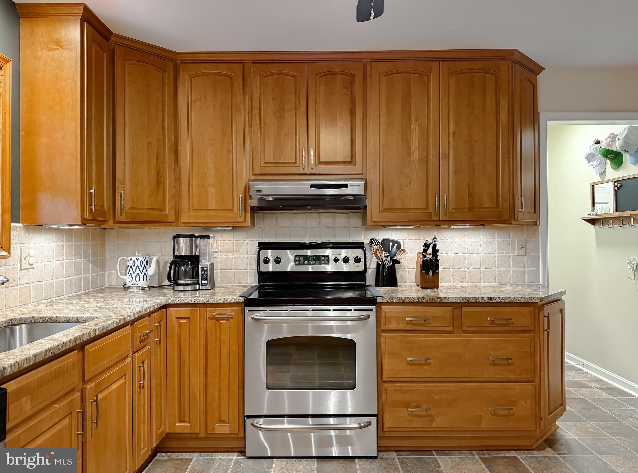 ESPERANZA FARMS - Residential