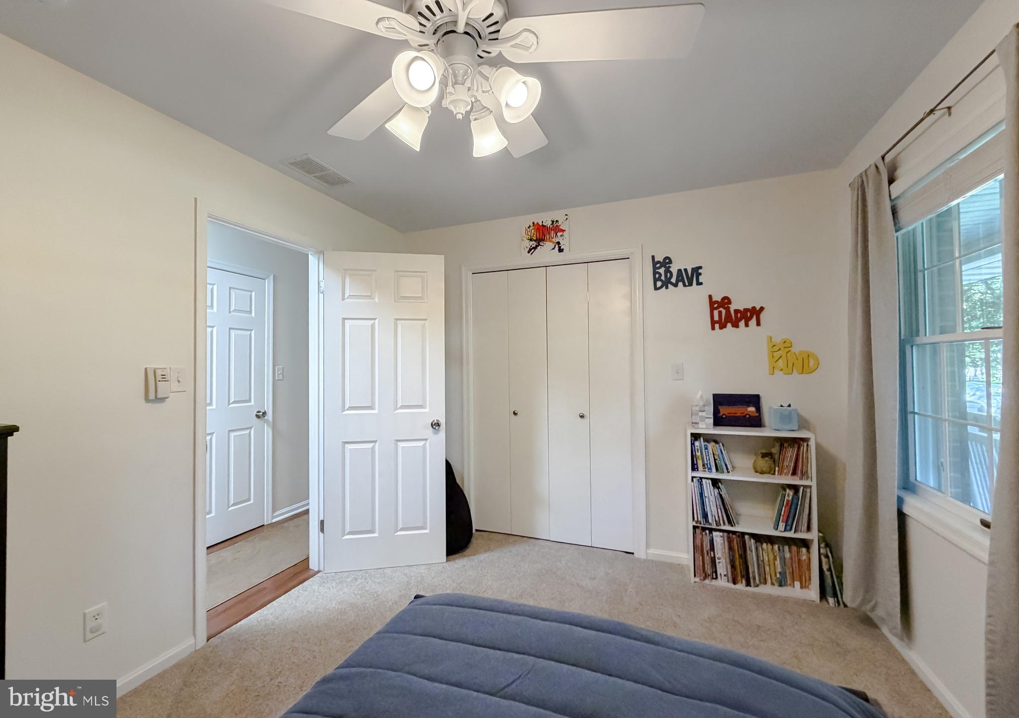 ESPERANZA FARMS - Residential