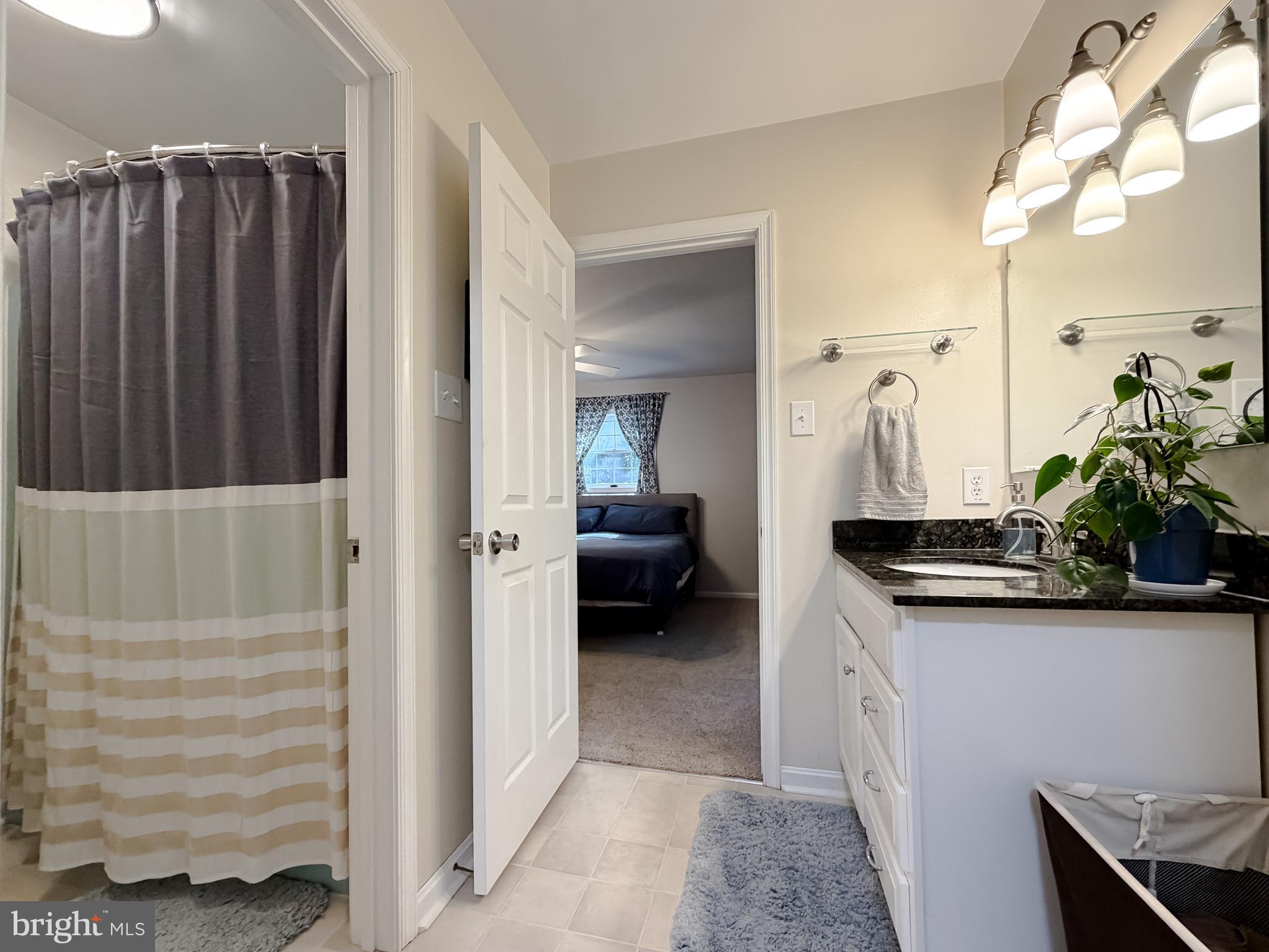 ESPERANZA FARMS - Residential