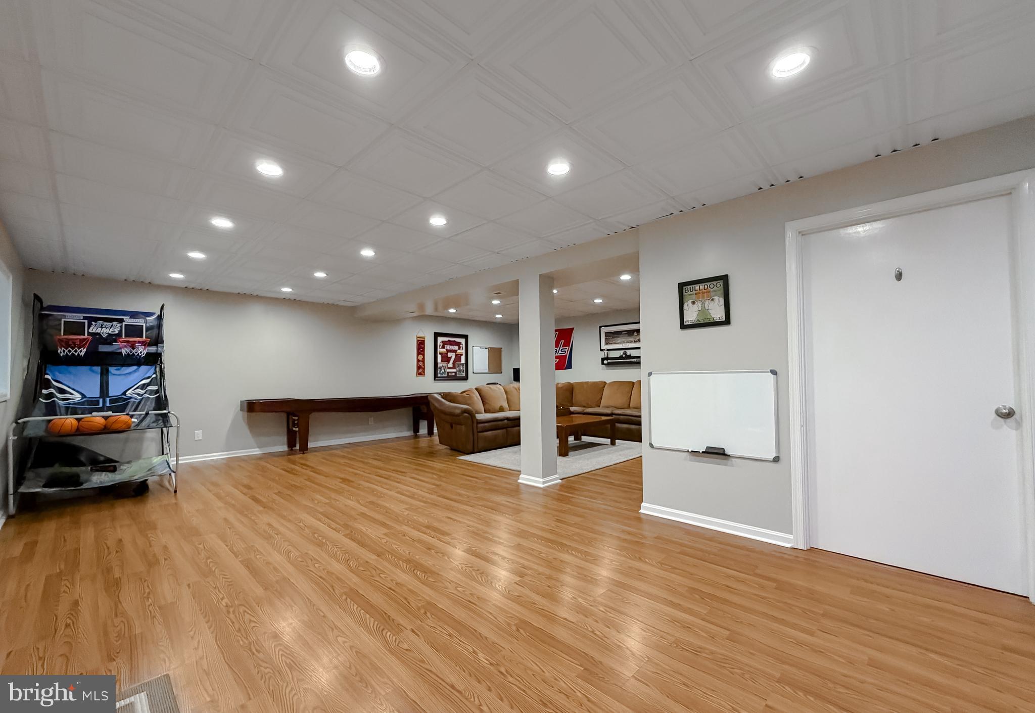 ESPERANZA FARMS - Residential