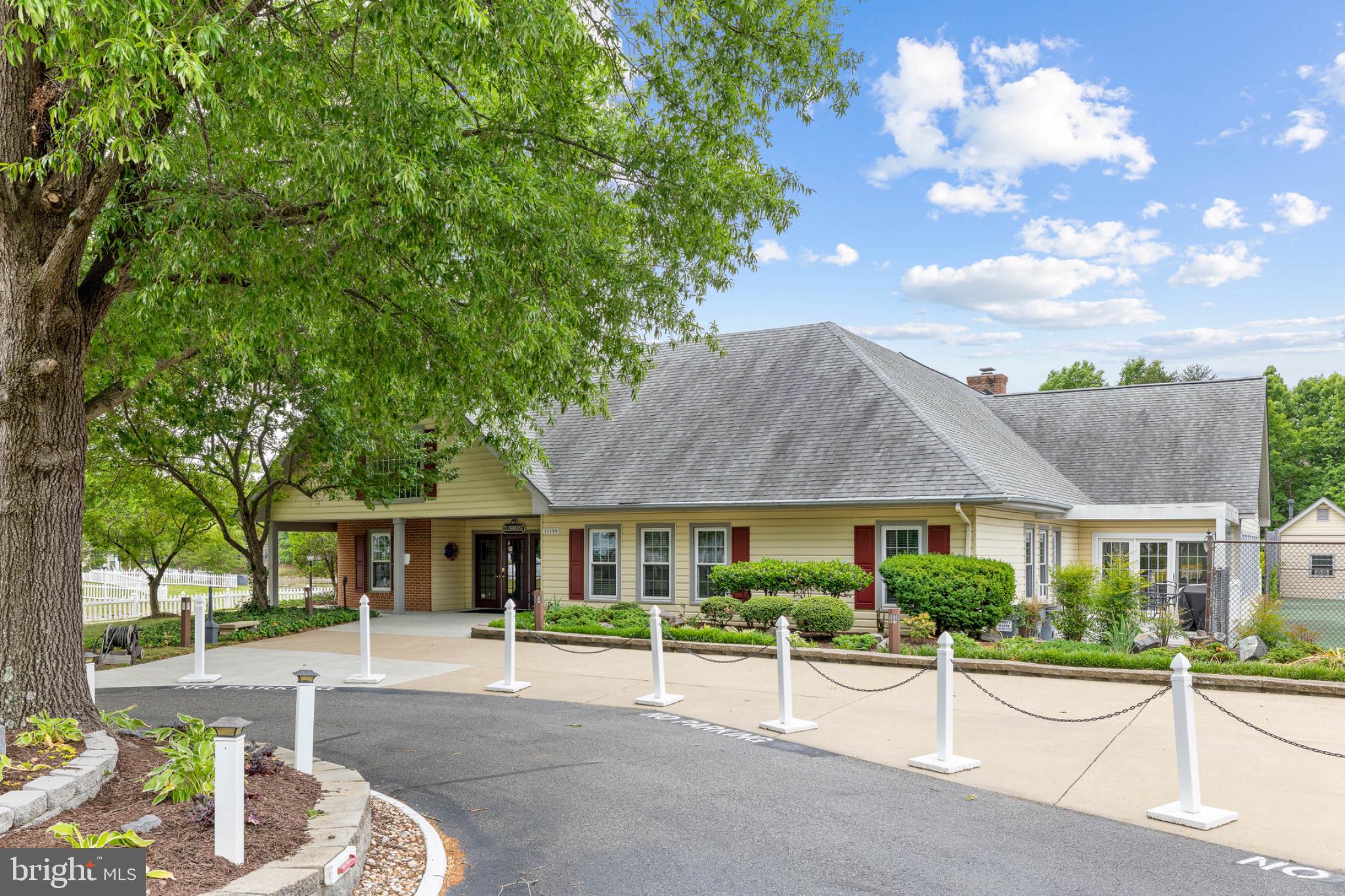 SUMMERLAKE - Residential