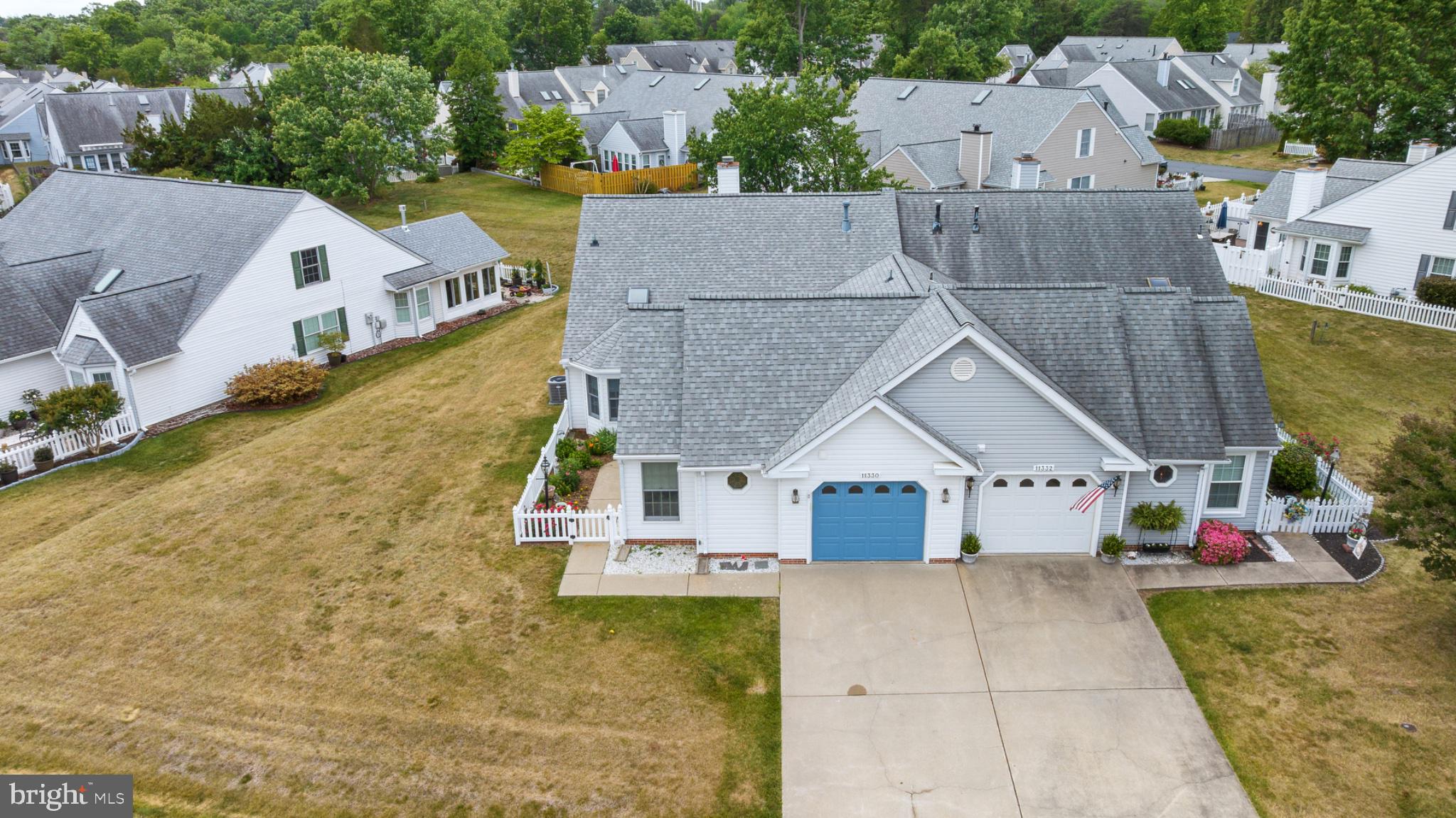 SUMMERLAKE - Residential