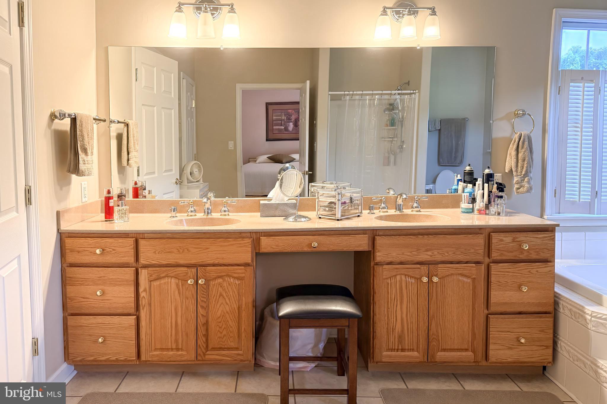 FOUNTAIN HEAD - Residential