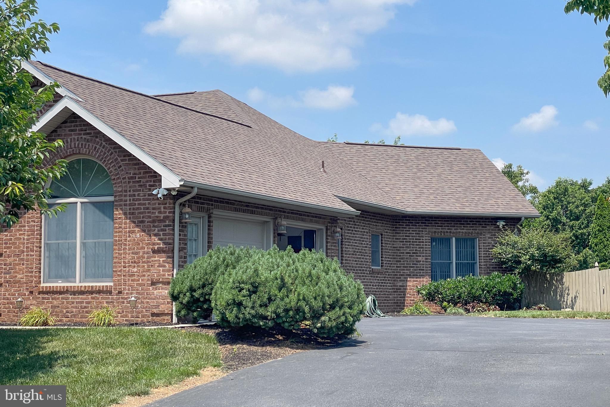 FOUNTAIN HEAD - Residential