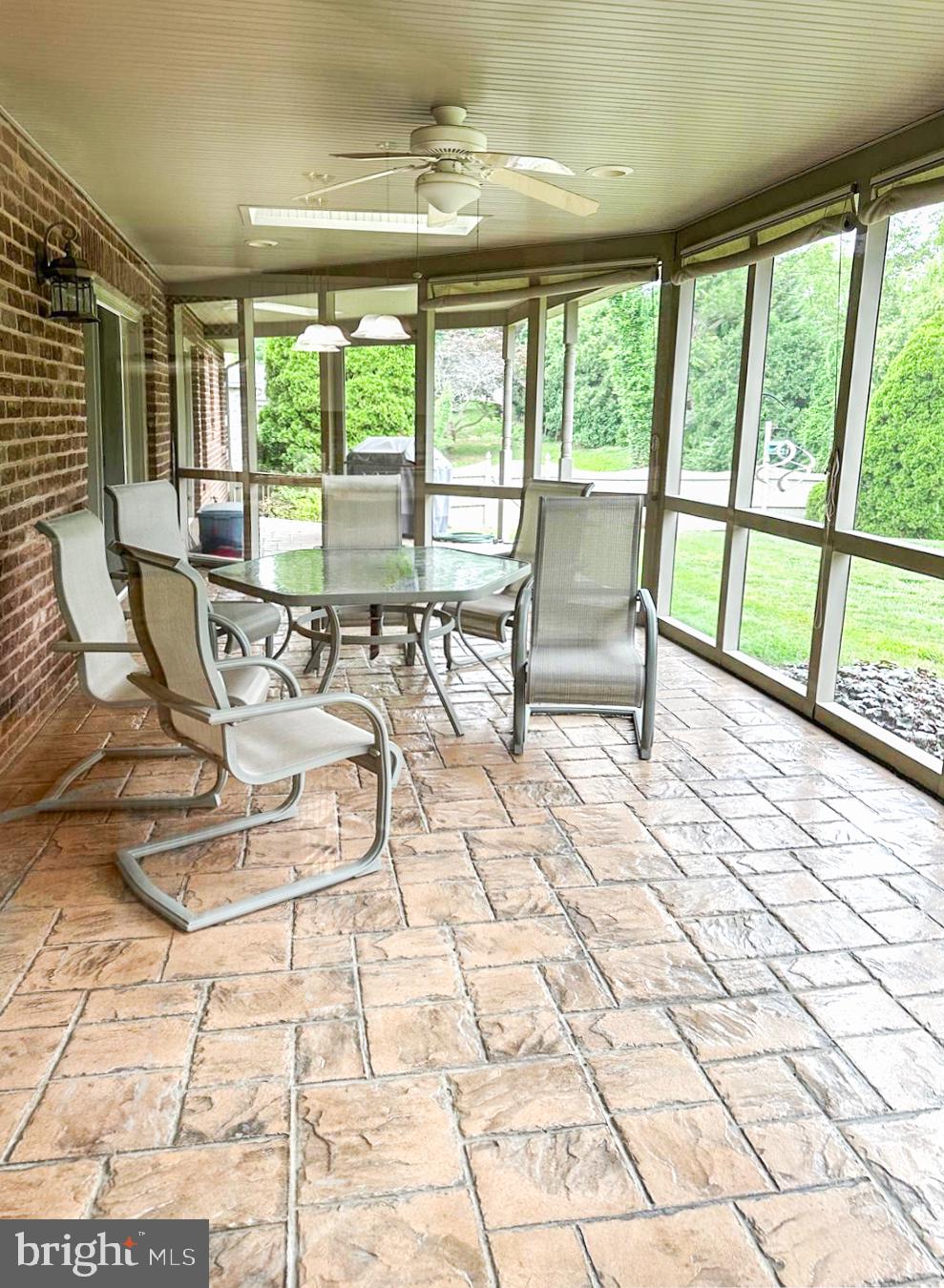 FOUNTAIN HEAD - Residential