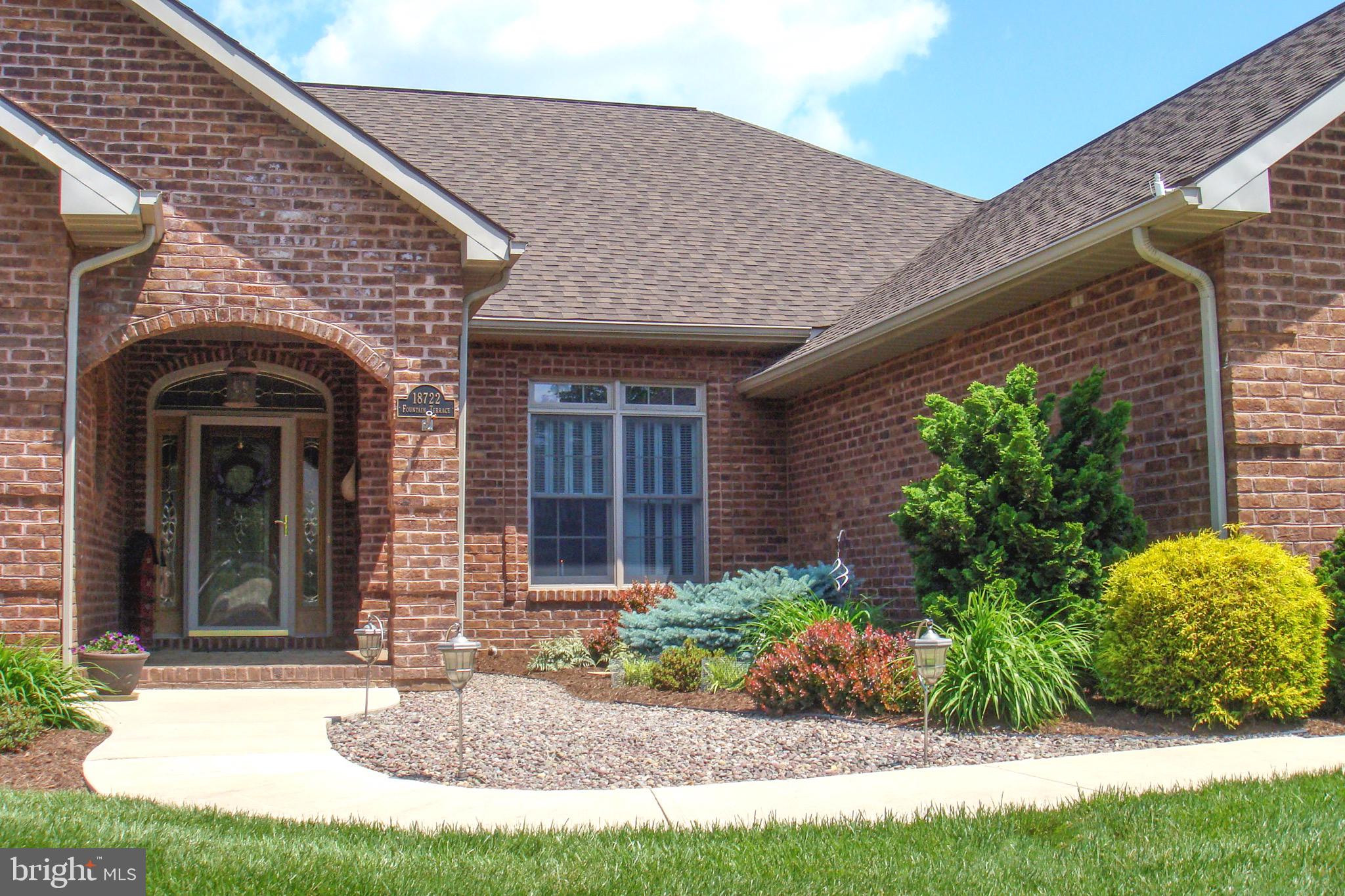 FOUNTAIN HEAD - Residential