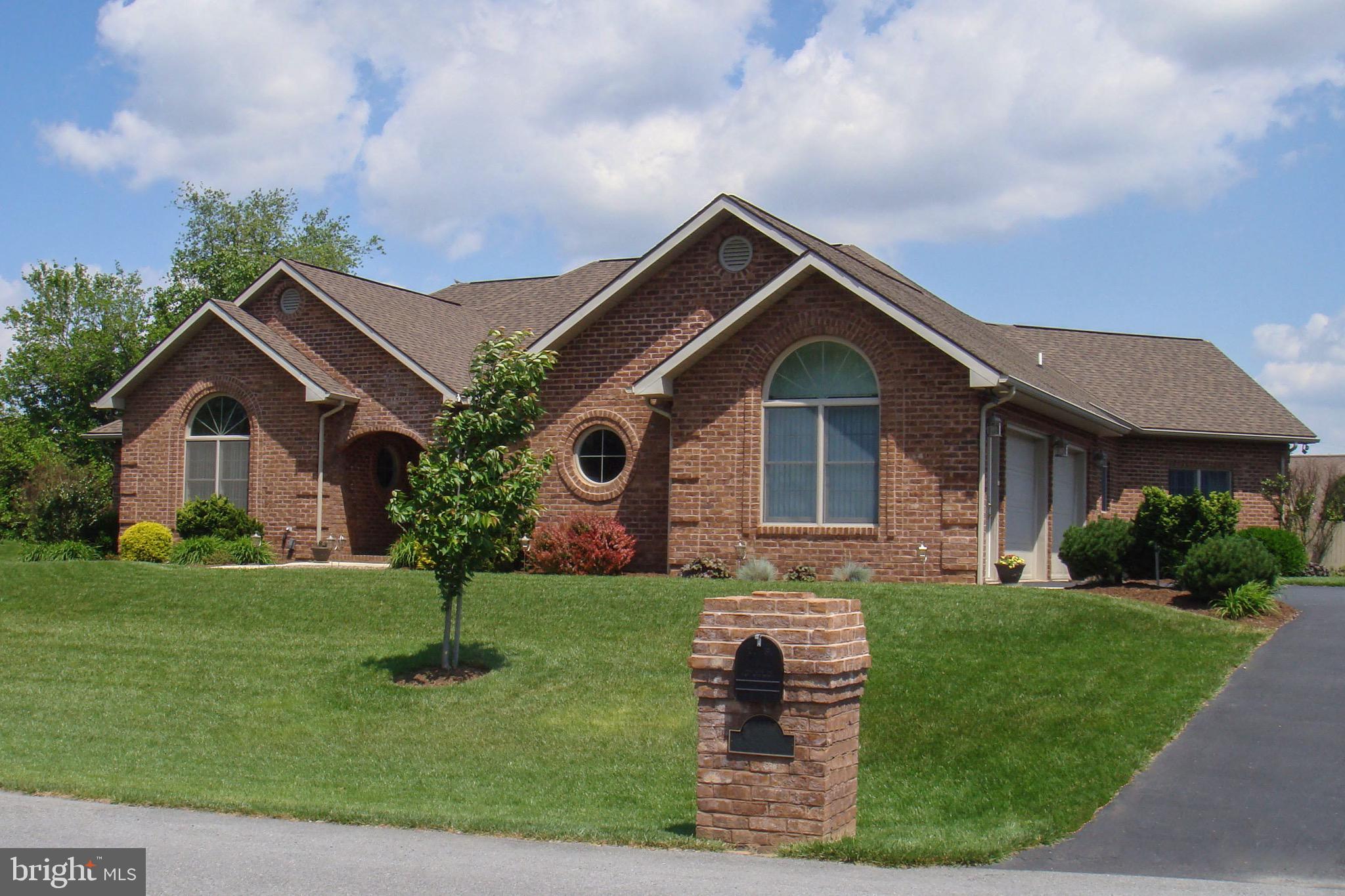 FOUNTAIN HEAD - Residential