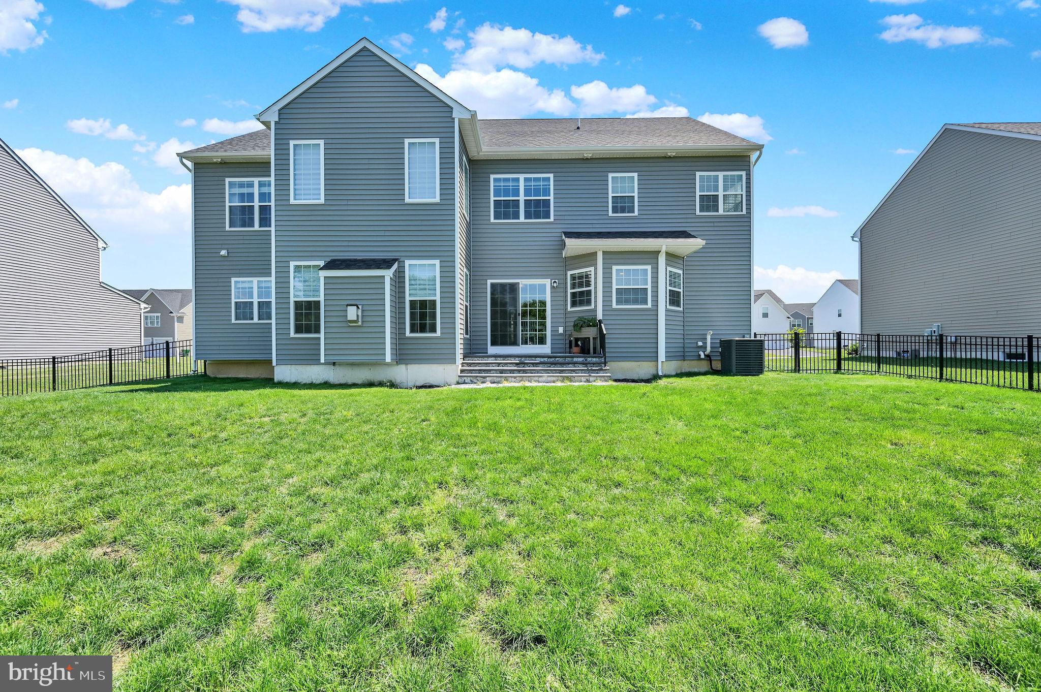 BIG OAK - Residential