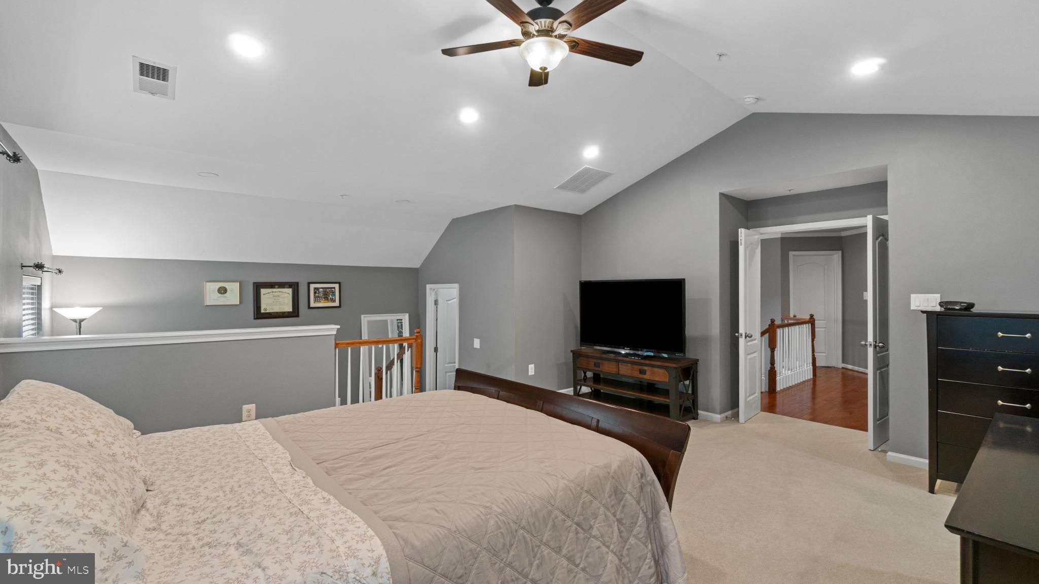 HIGHLAND FARMS - Residential