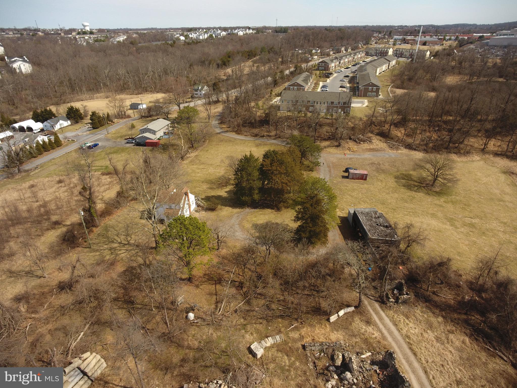 WOODLAWN - Land
