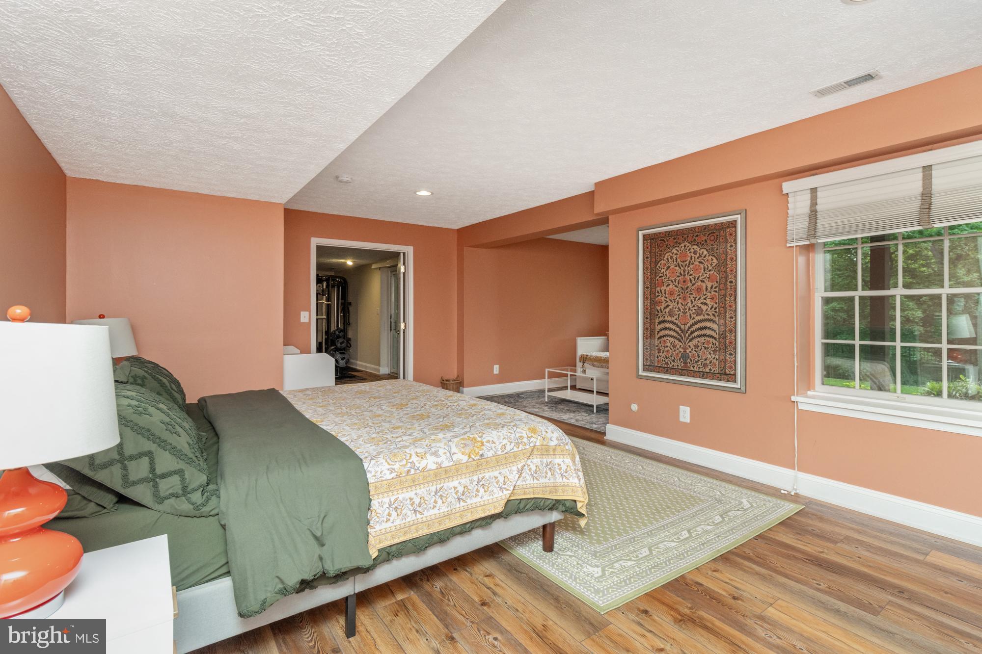CROMWELL WOODS - Residential