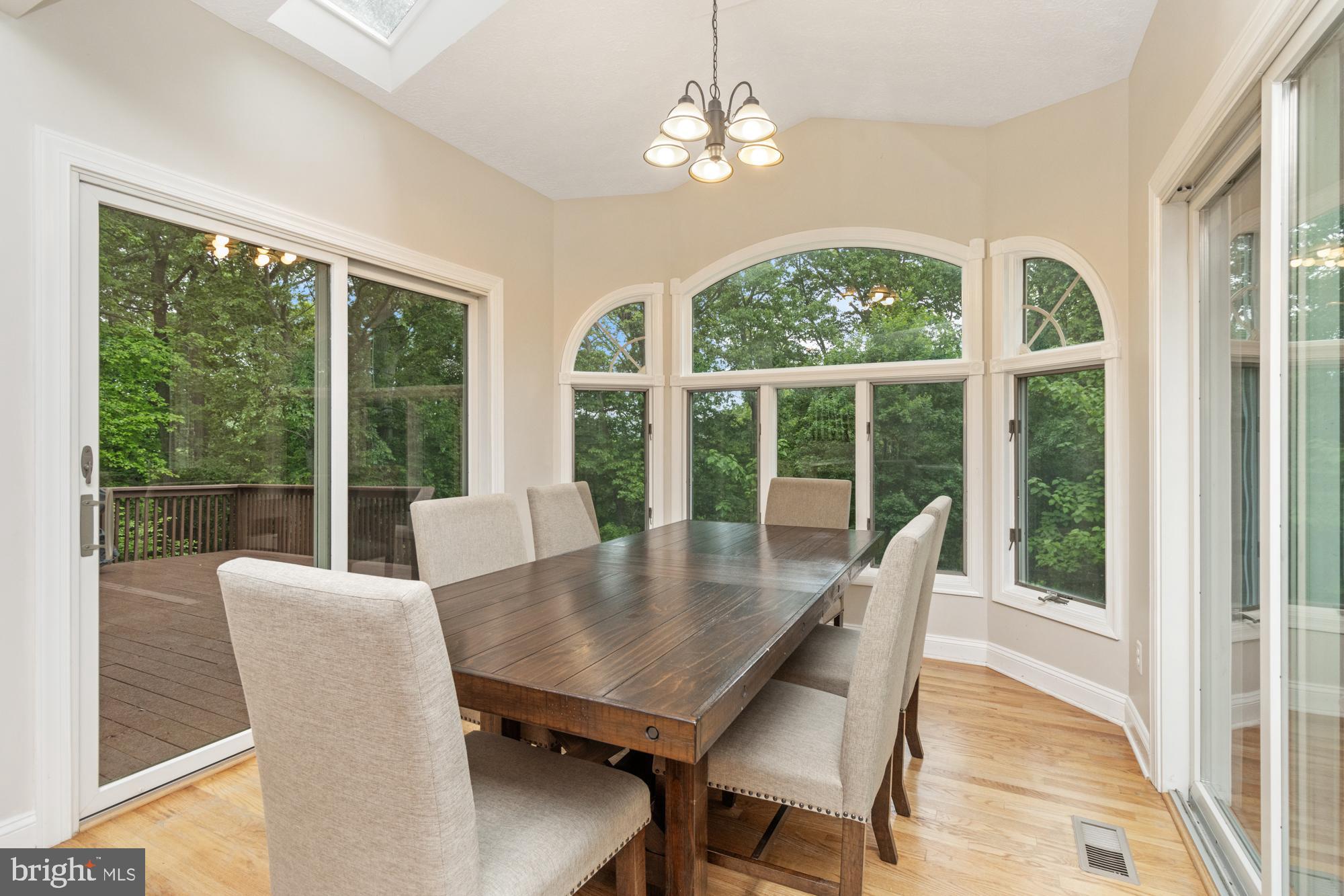 CROMWELL WOODS - Residential