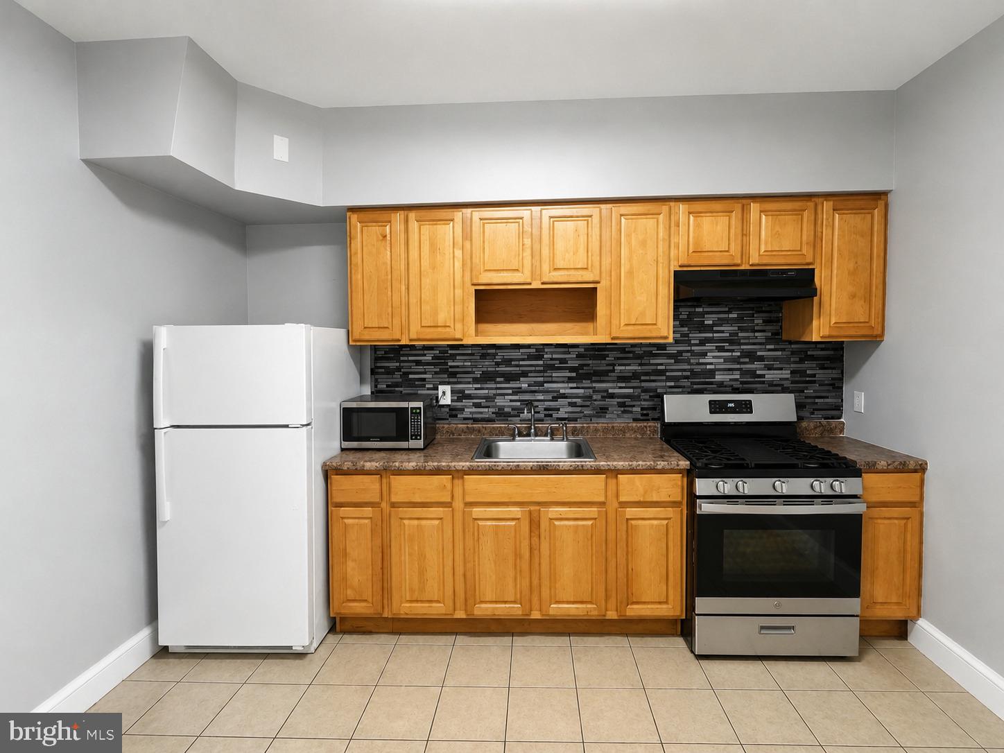 PHILADELPHIA (SOUTHWEST) - Residential