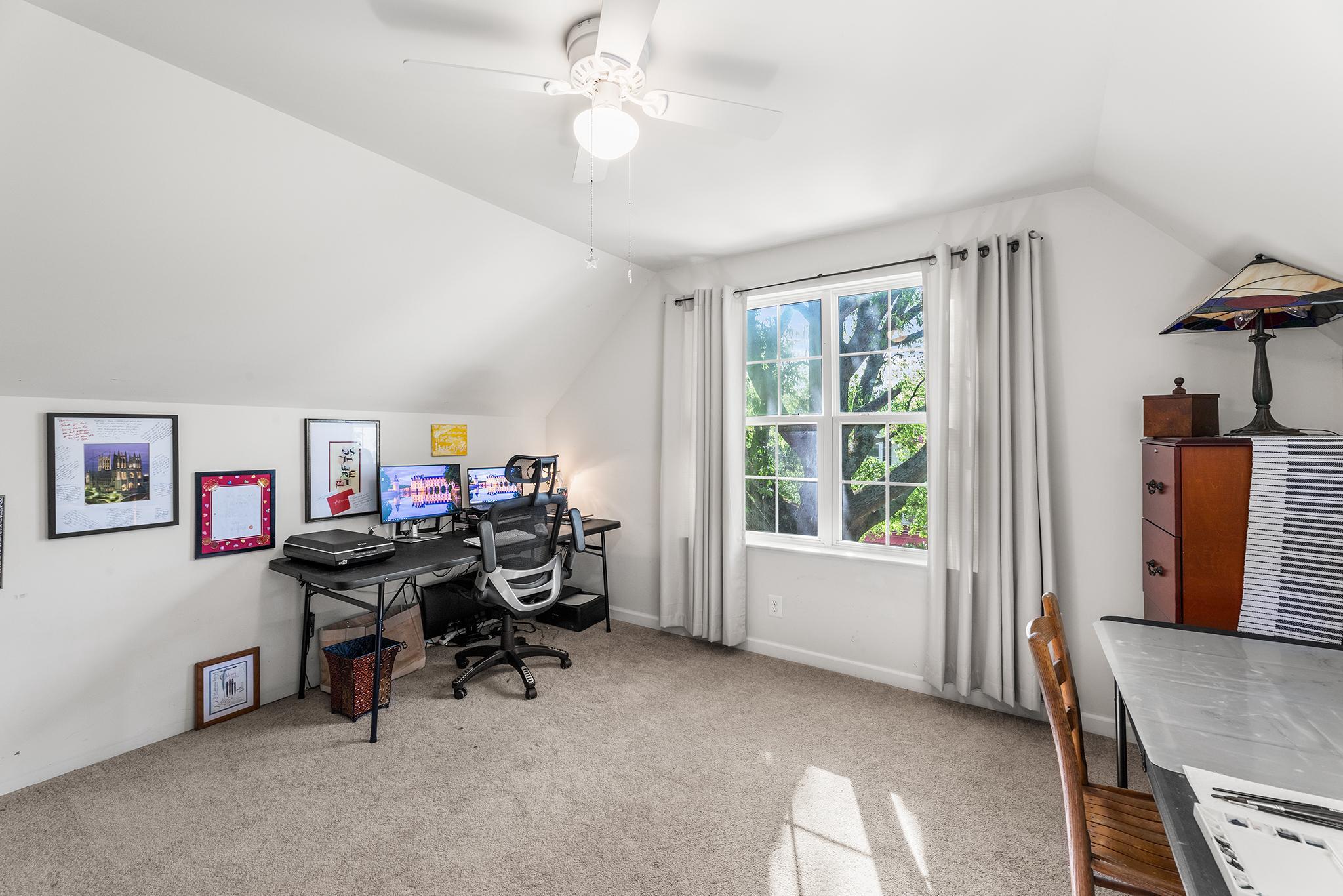 DENTON NARROWS - Residential