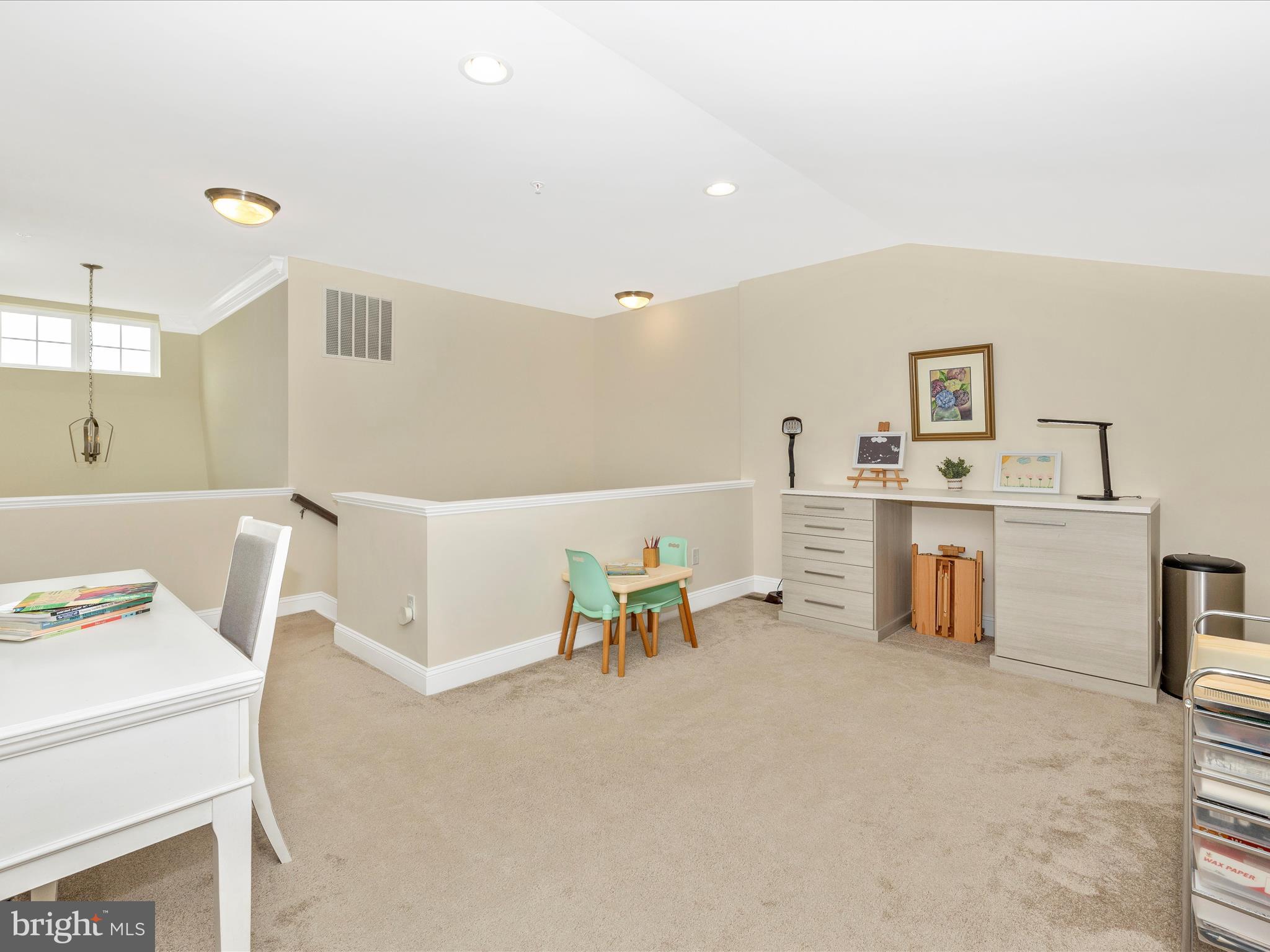 BAY BRIDGE COVE - Residential