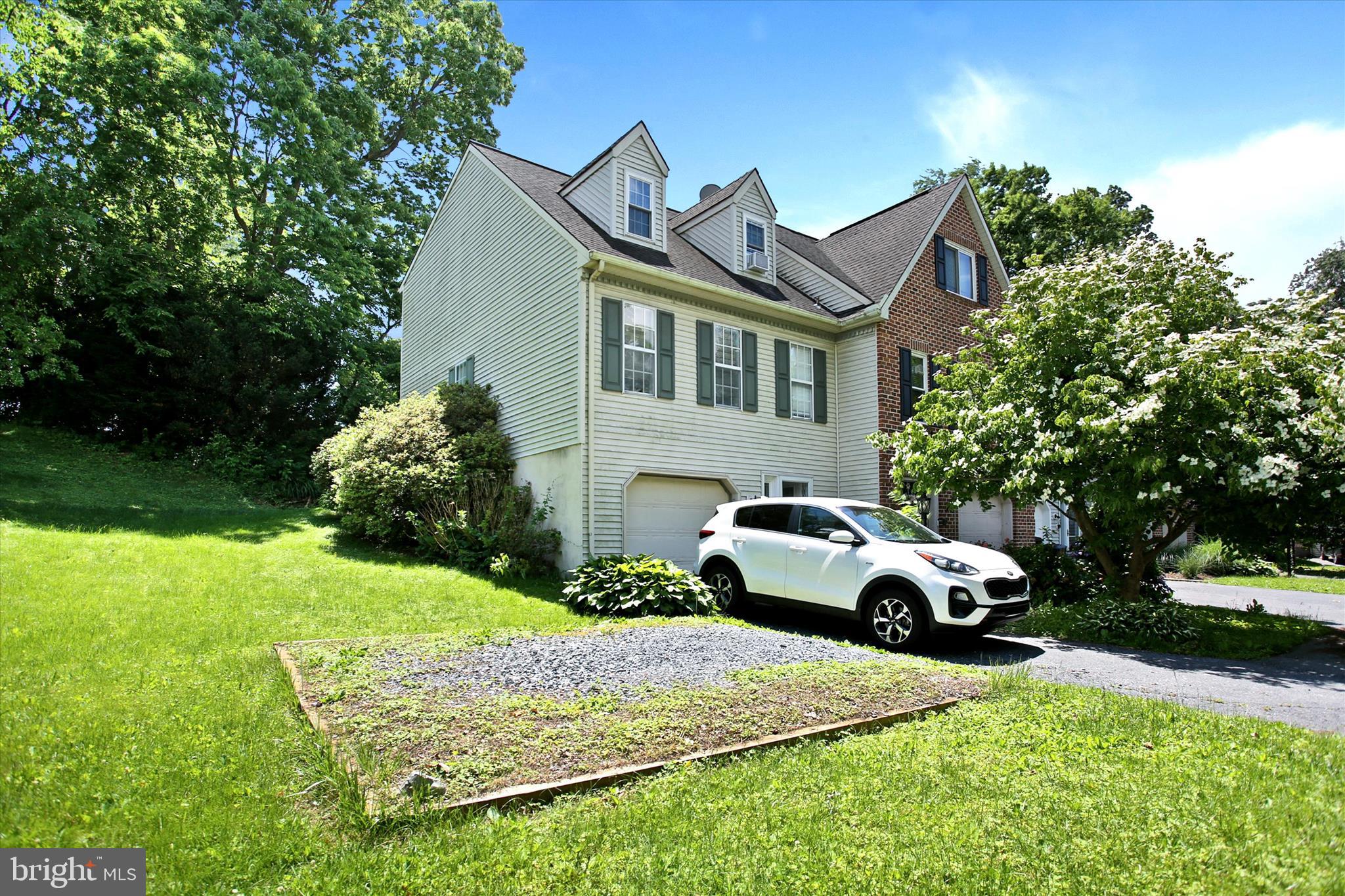 TIMSON HILL - Residential