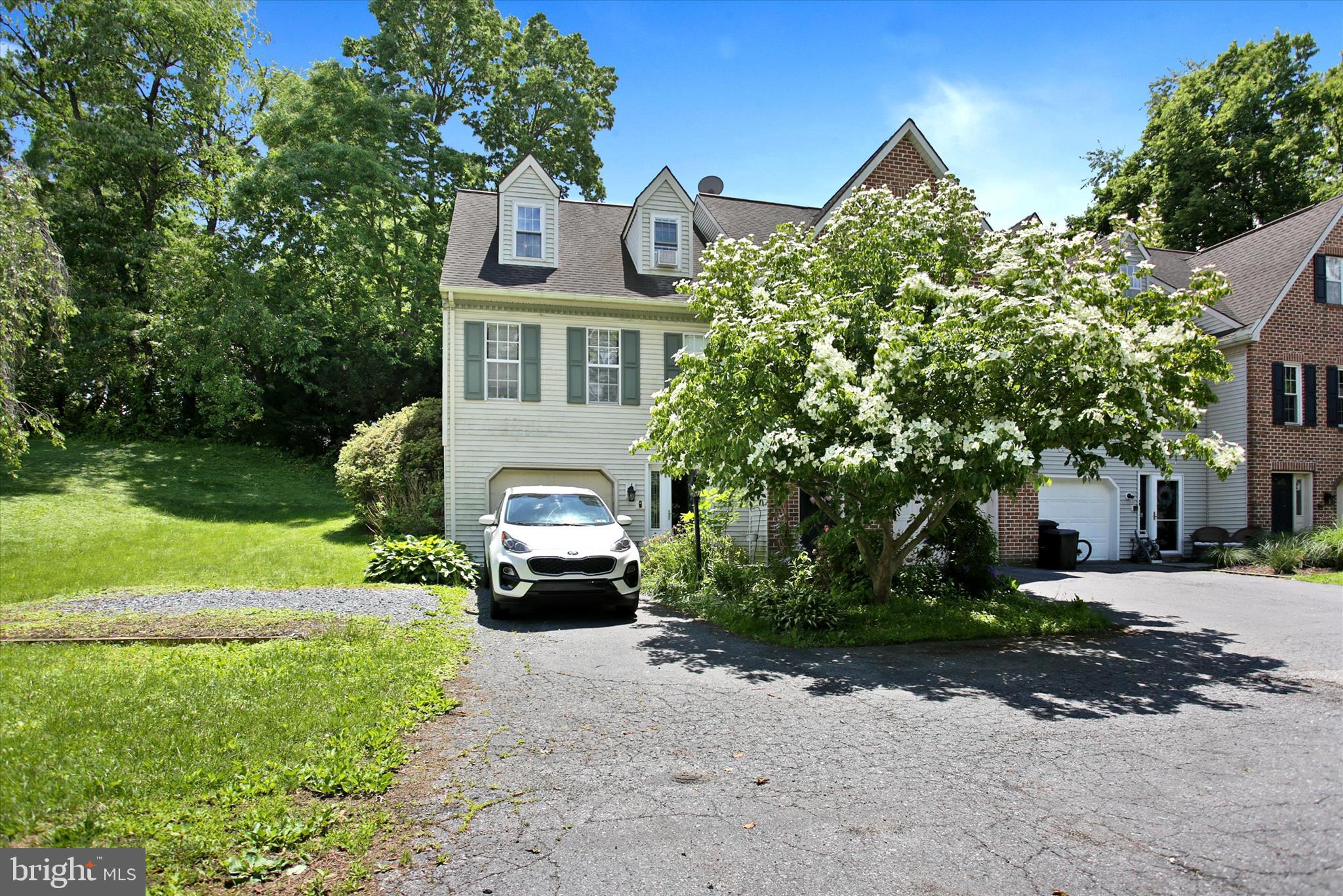 TIMSON HILL - Residential
