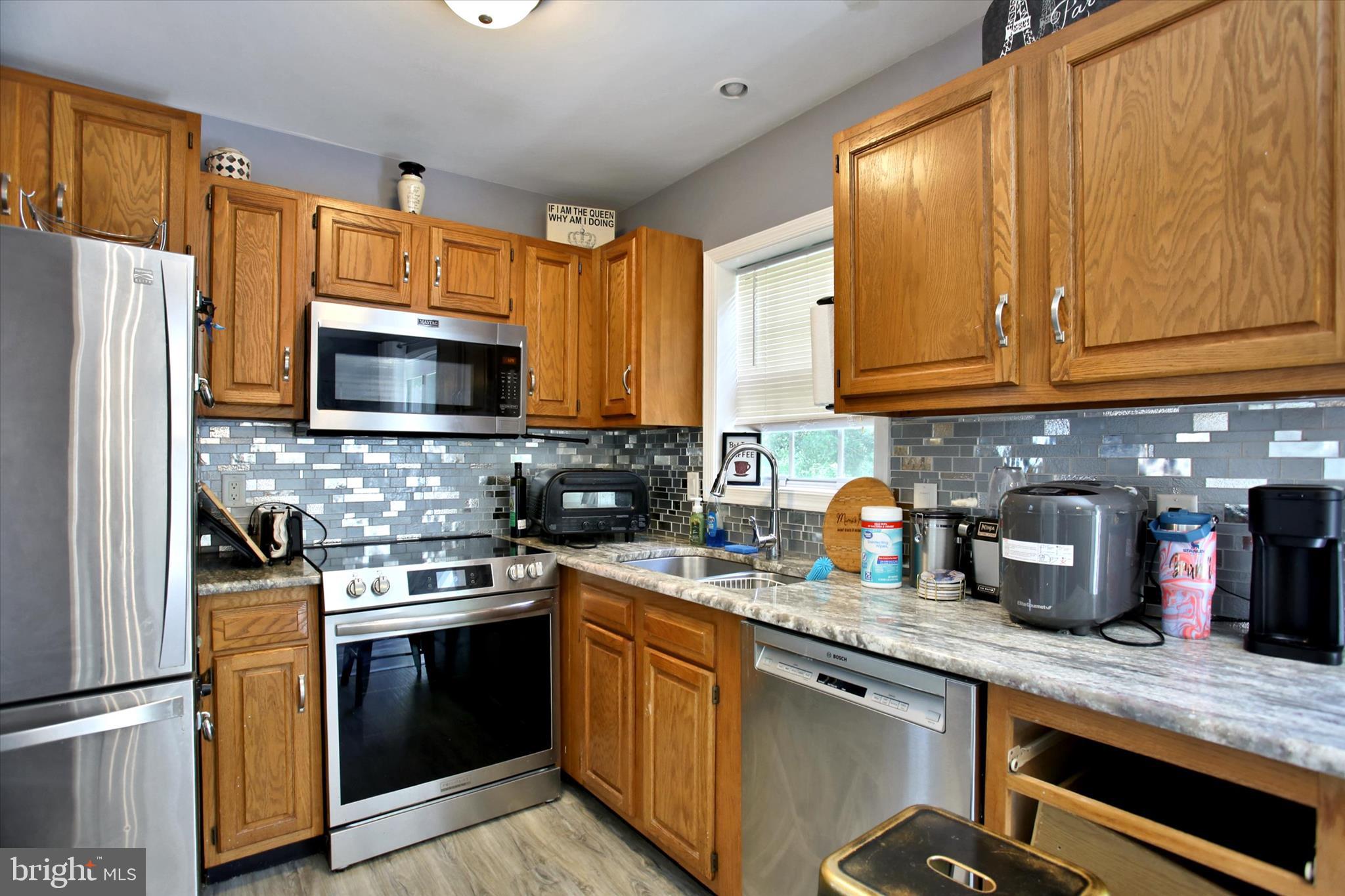 TIMSON HILL - Residential