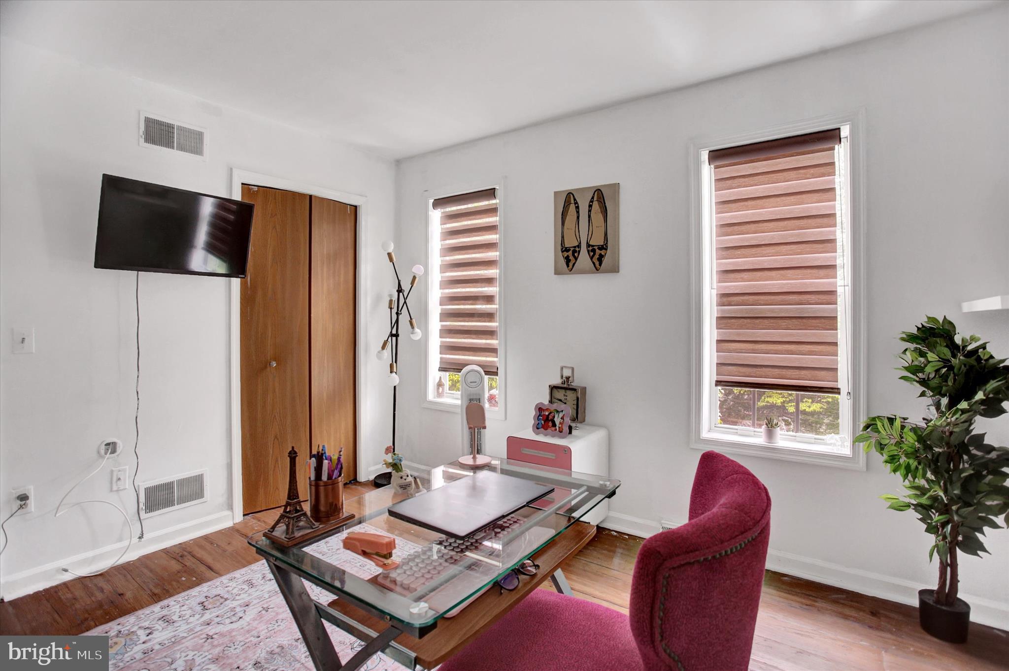 TIMSON HILL - Residential