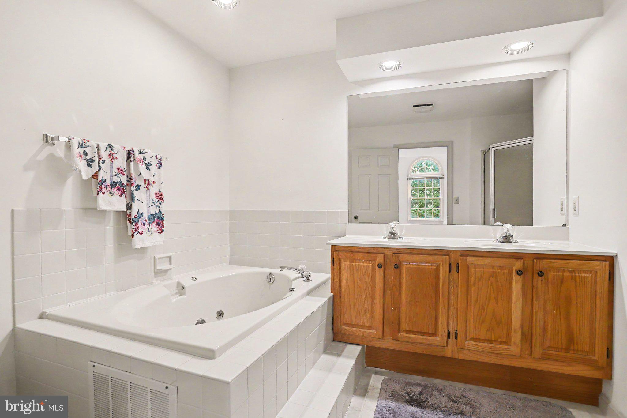 WARWICK TWP - Residential
