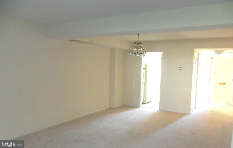 ROSSMOOR MUTUAL #7 - Residential Lease