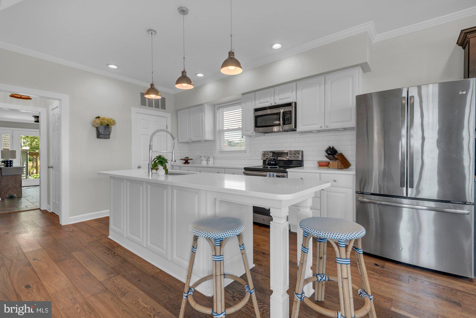 SHORE ACRES - Residential