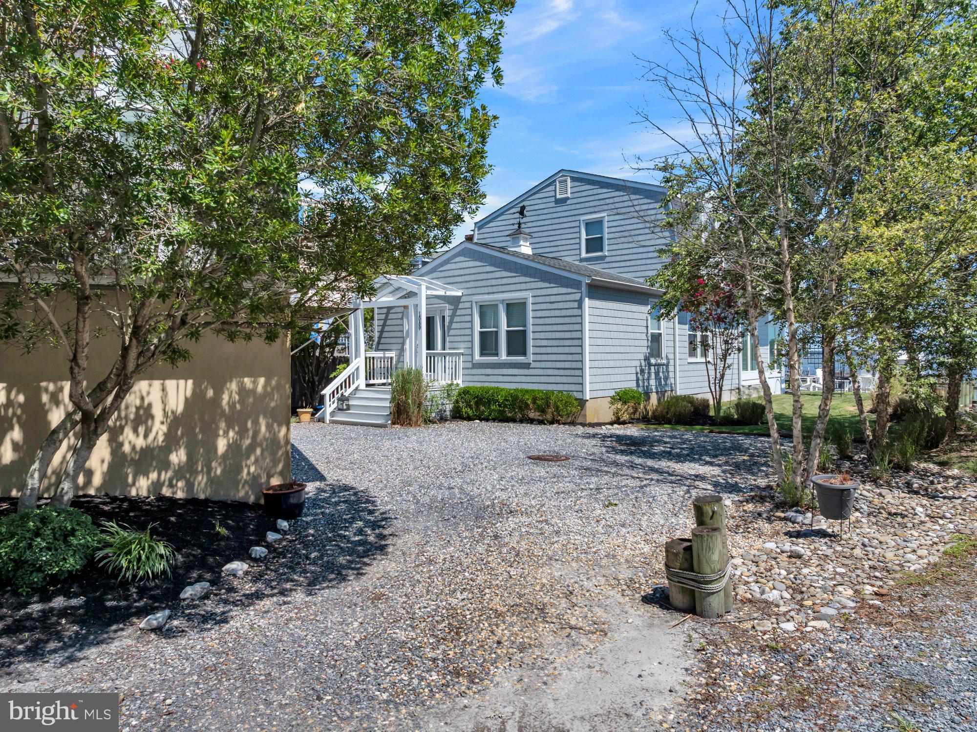 SHORE ACRES - Residential